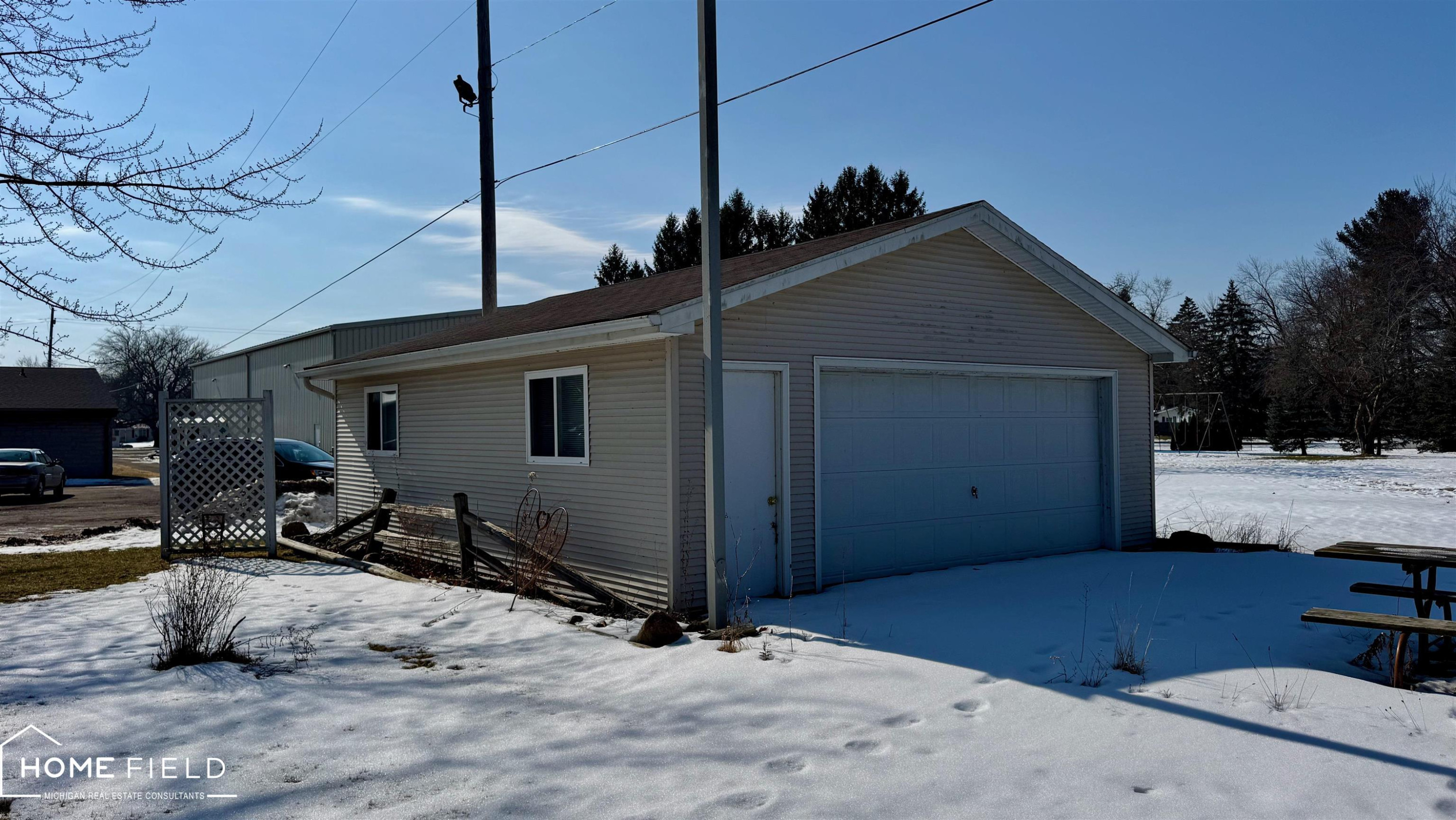 2145 N M 52 Highway, Owosso, MI 48867 — Photo 37