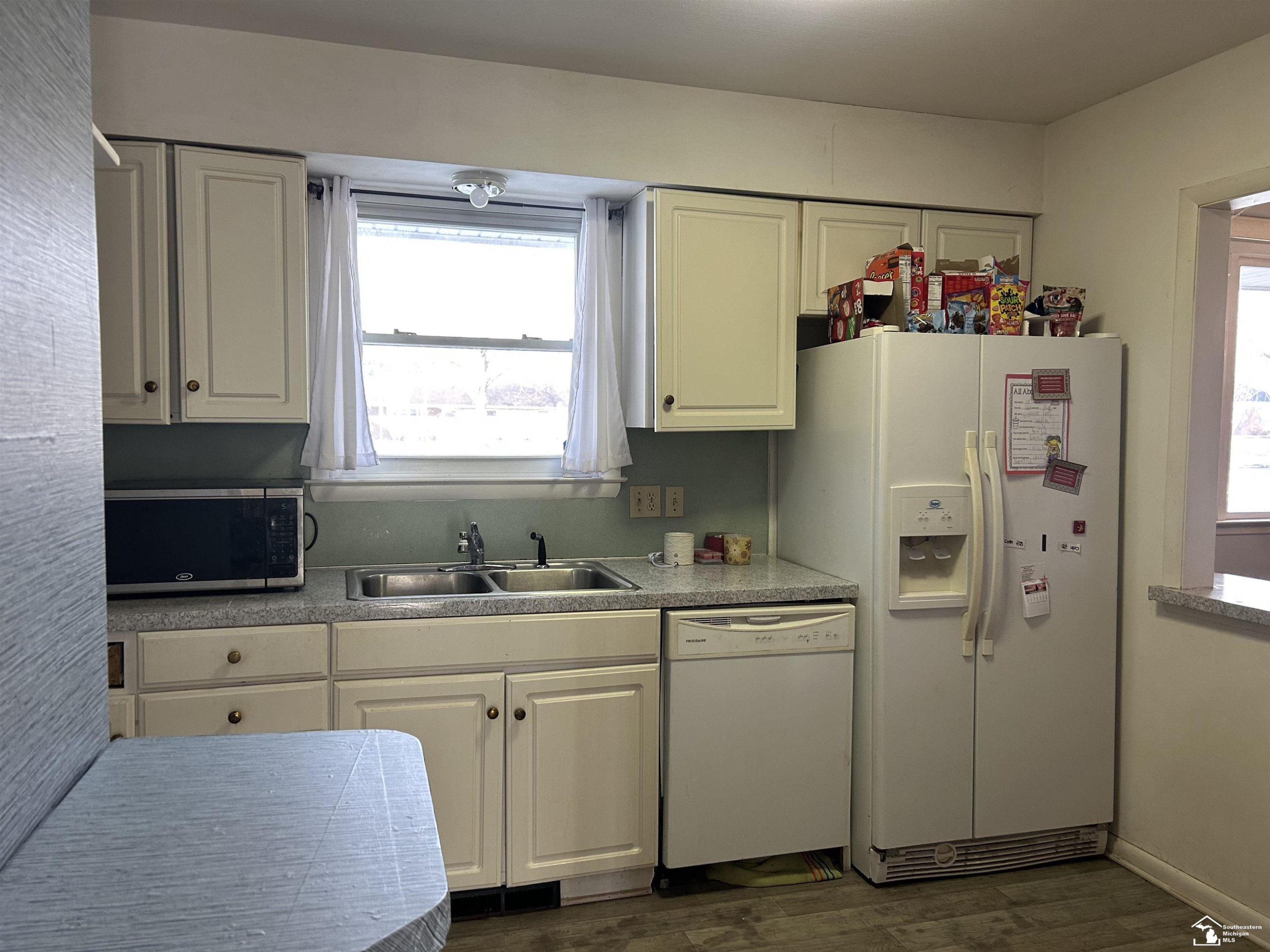 7336 Kenilworth Drive, Lambertville, MI 48144 — Photo 5