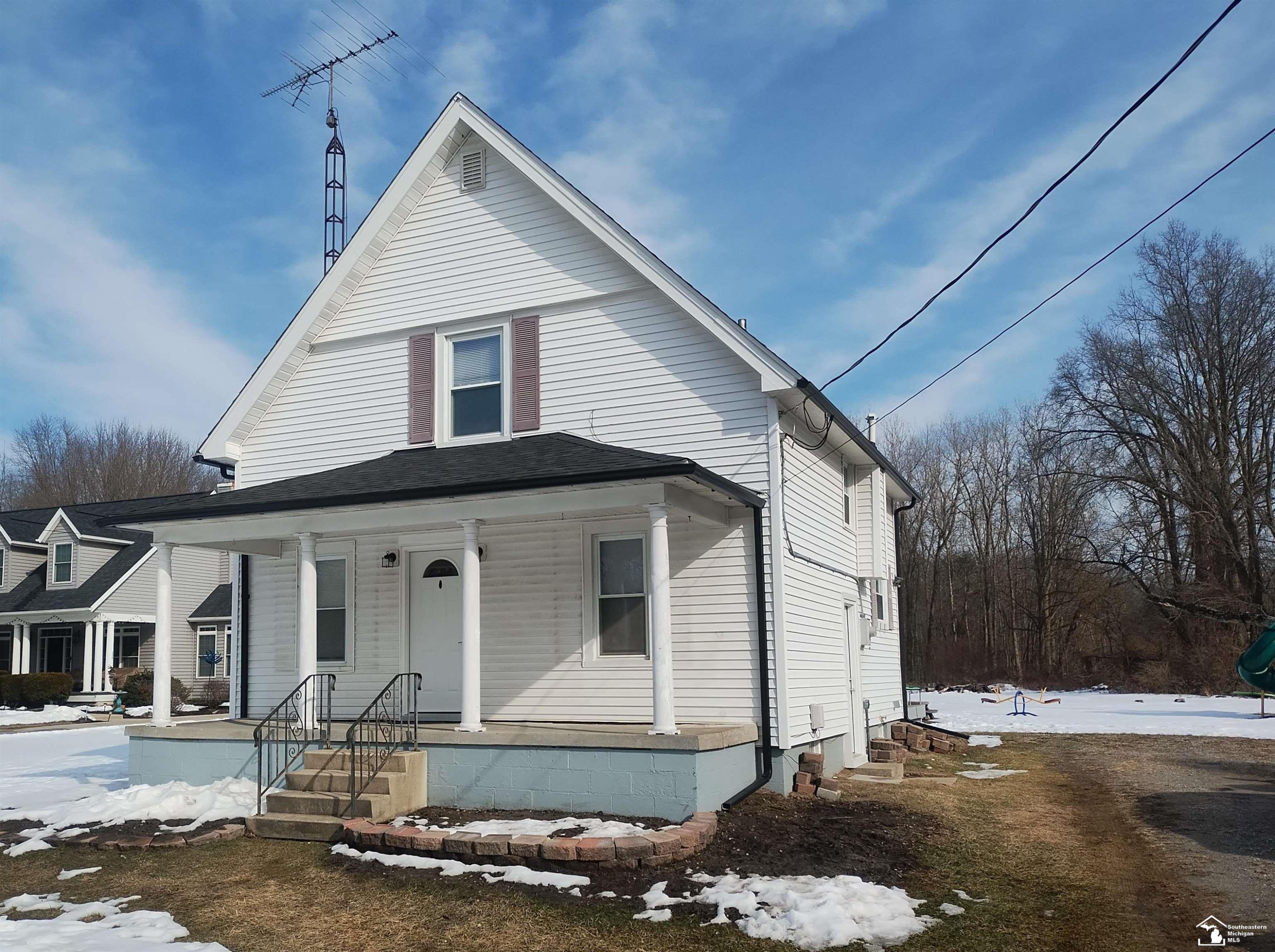 8062 Adler Road, Lambertville, MI 48144 — front exterior