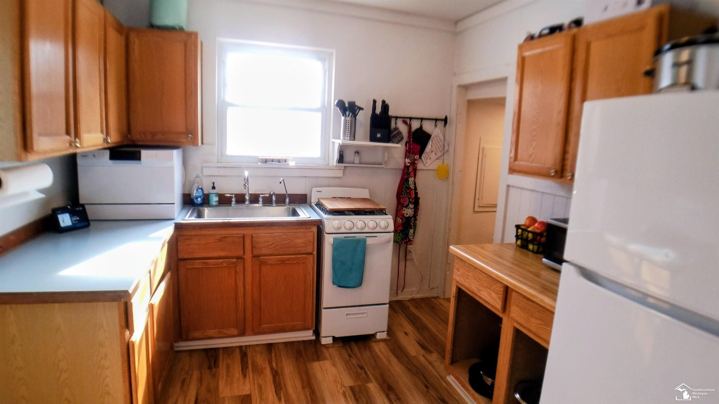 8062 Adler Road, Lambertville, MI 48144 — Photo 6