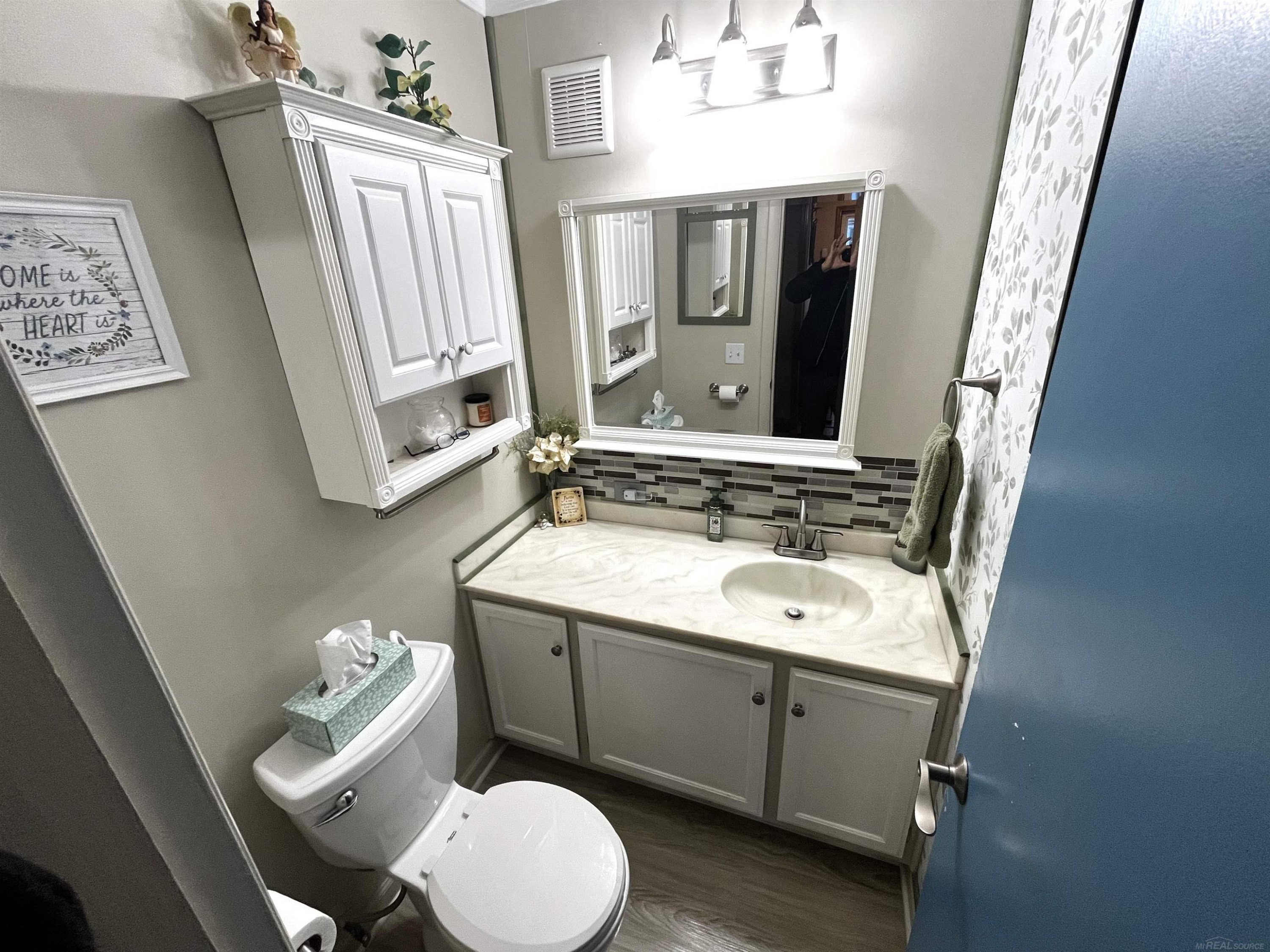 13273 Lake Point Boulevard, MI 48111 — Photo 10