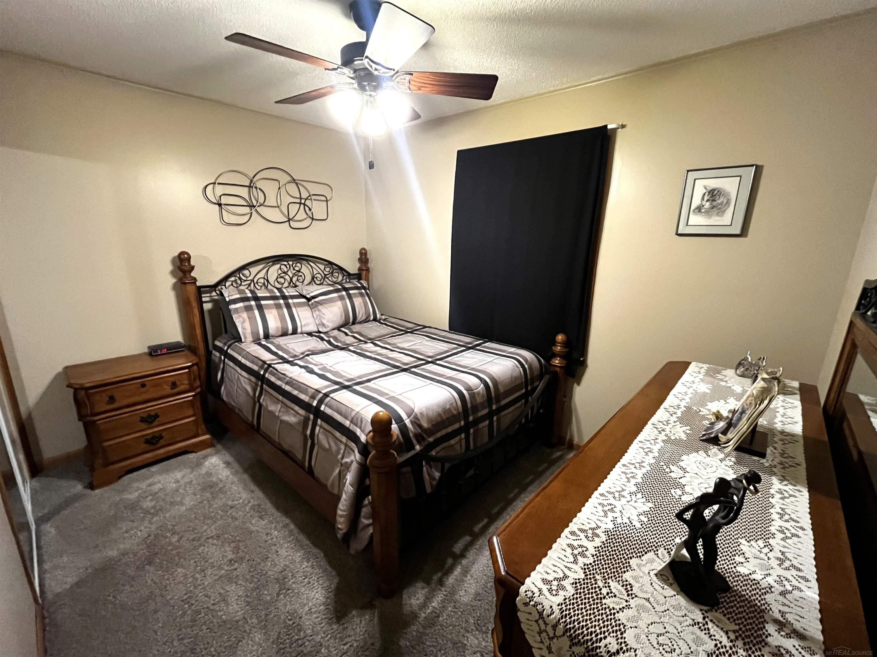 13273 Lake Point Boulevard, MI 48111 — Photo 12