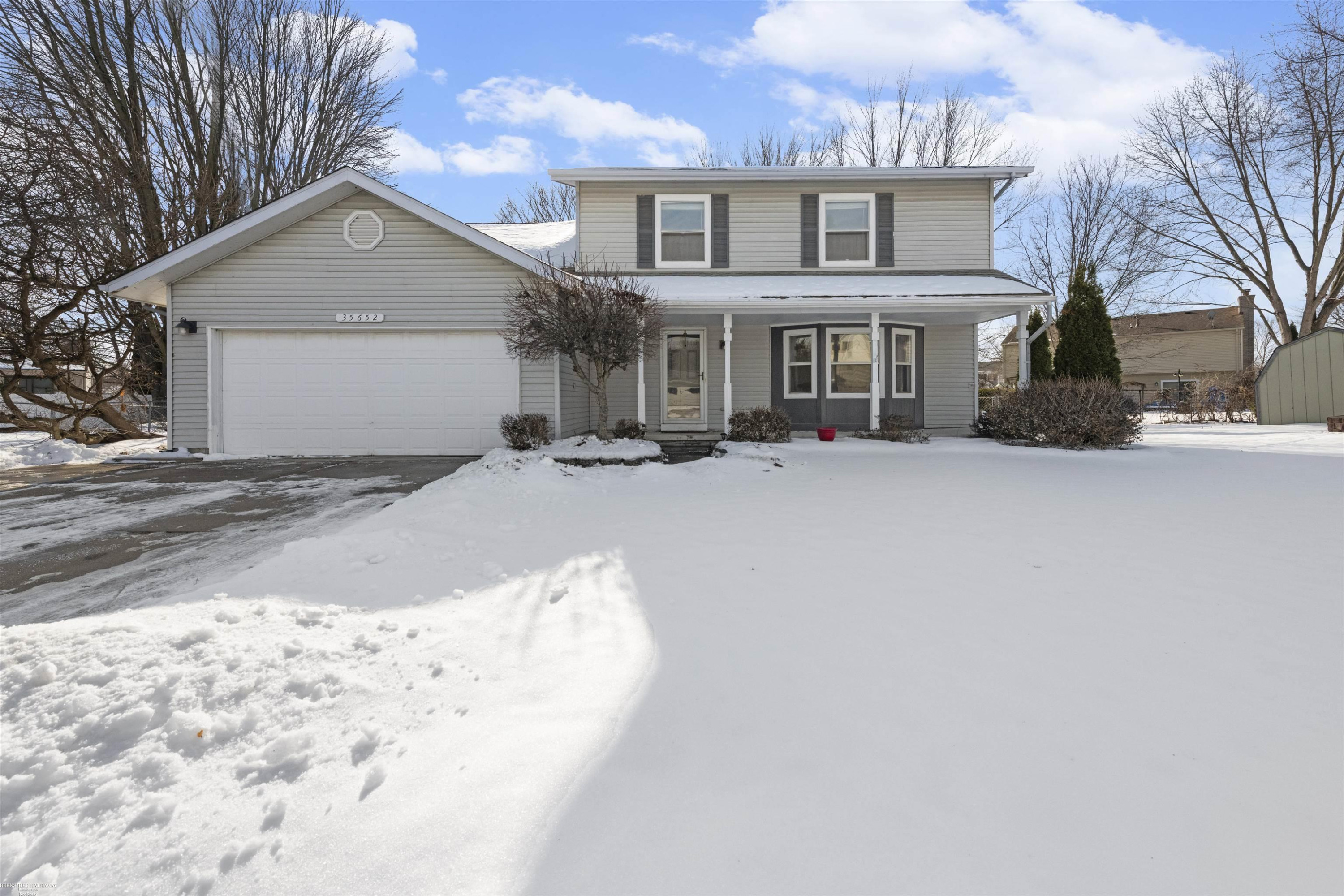 35652 Burton Court, New Baltimore, MI 48047 — Photo 2