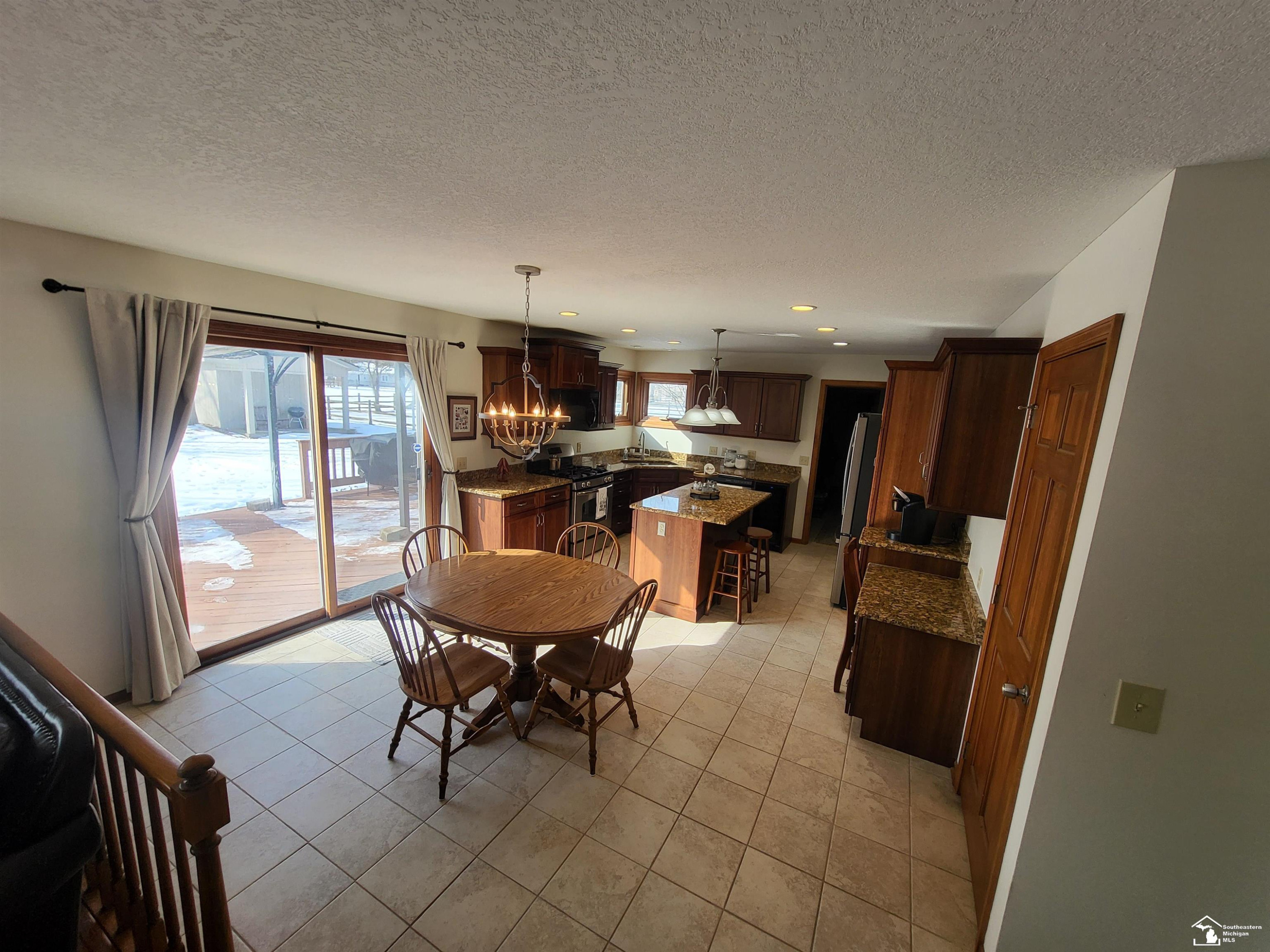 3405 Shadywood Drive, Lambertville, MI 48144 — Photo 9