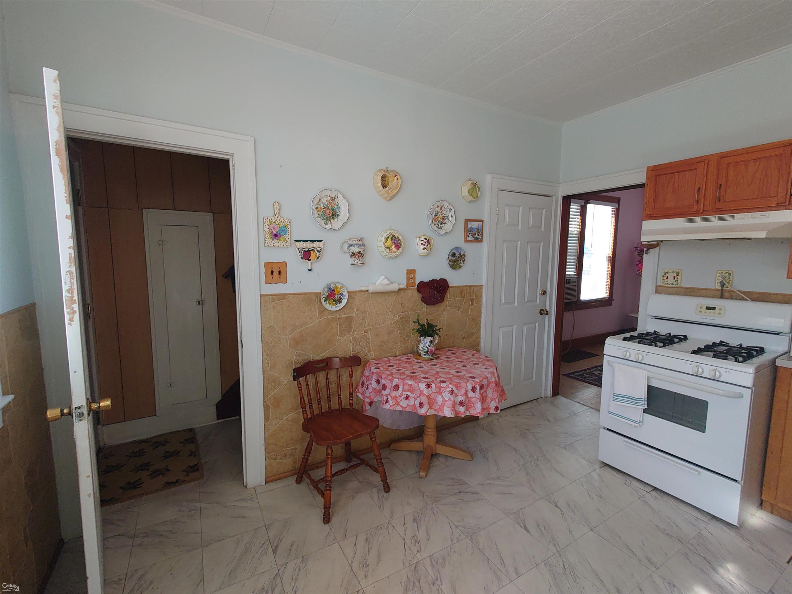 8086 Emily Street, Detroit, MI 48234 — Photo 12