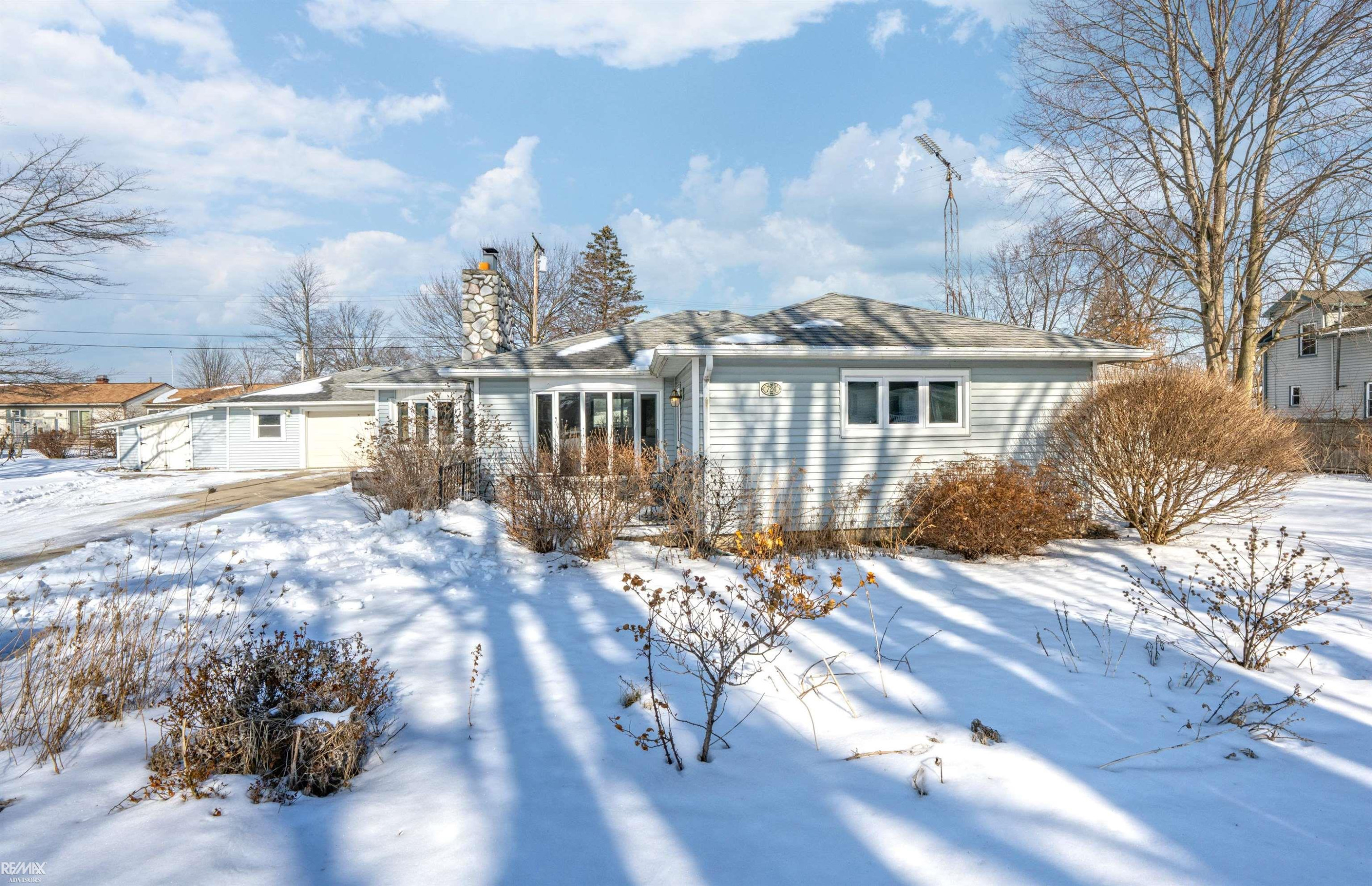 724 Townsend Drive, Algonac, MI 48001 — Photo 48