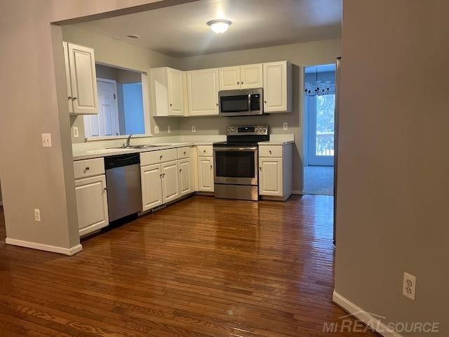 55302 Boardwalk Lane, Utica, MI 48316 — Photo 9