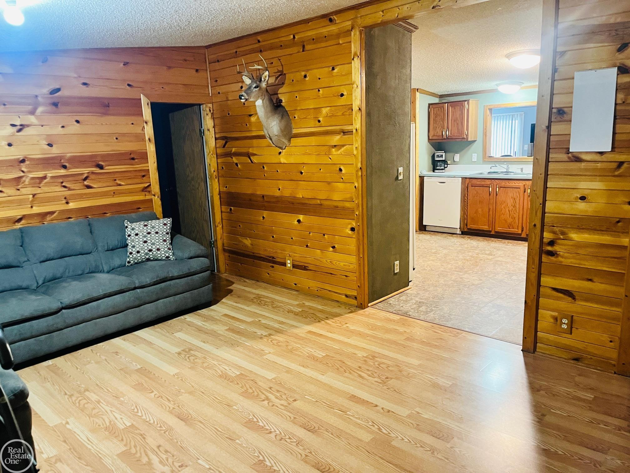 1022 S Allen Road, MI 48079 — Photo 6