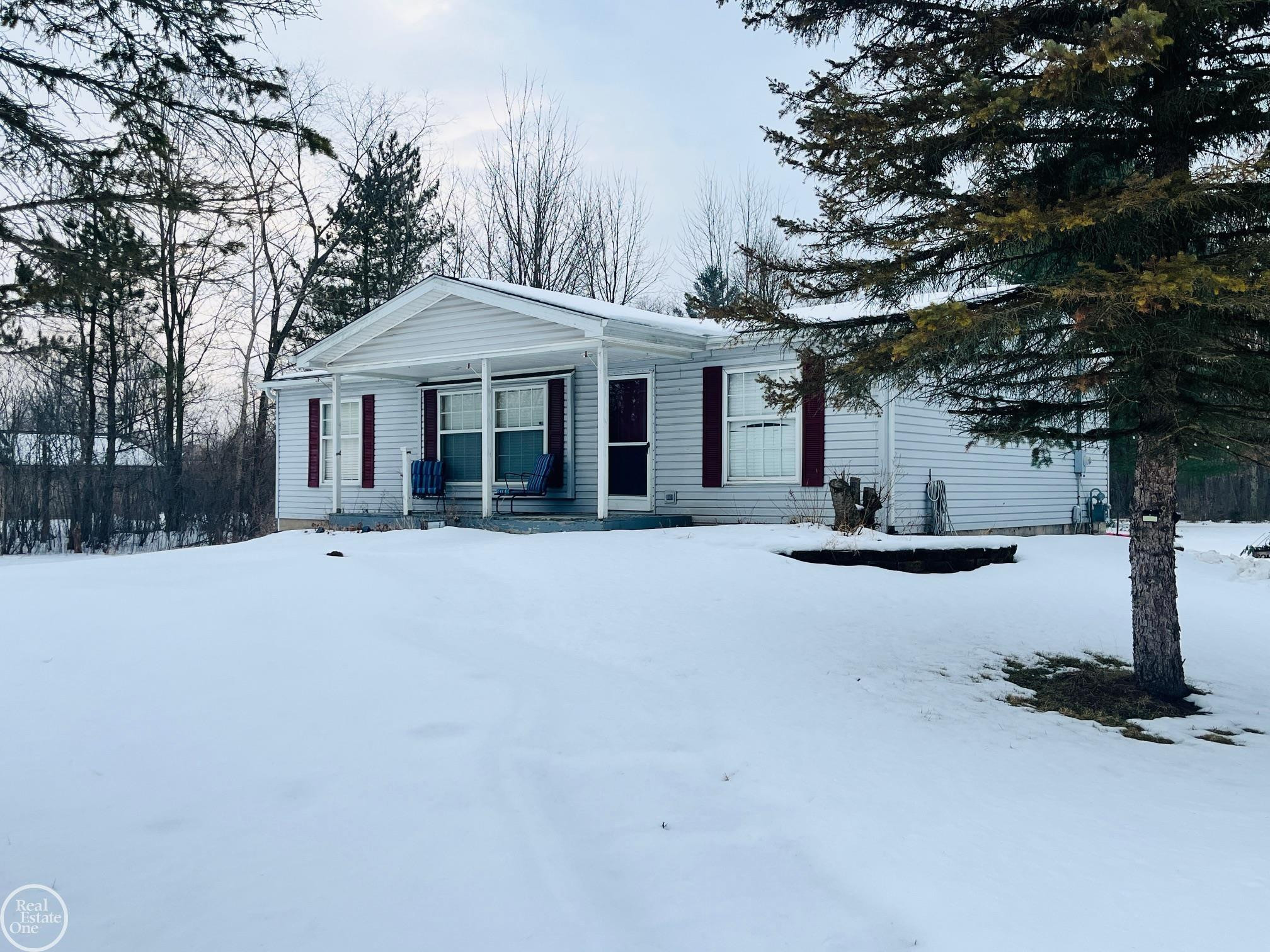 1022 S Allen Road, MI 48079 — Photo 12