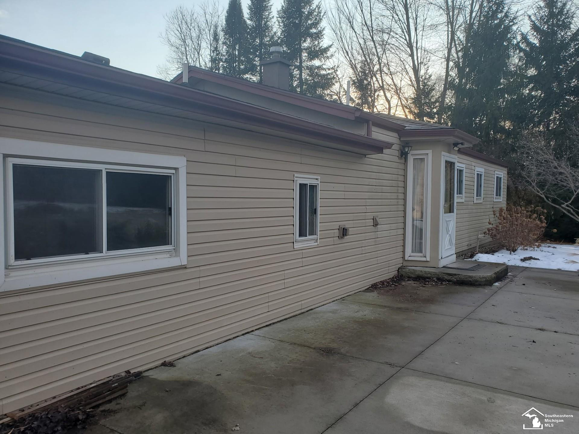 33790 Steadman Road, New Boston, MI 48164 — Photo 12