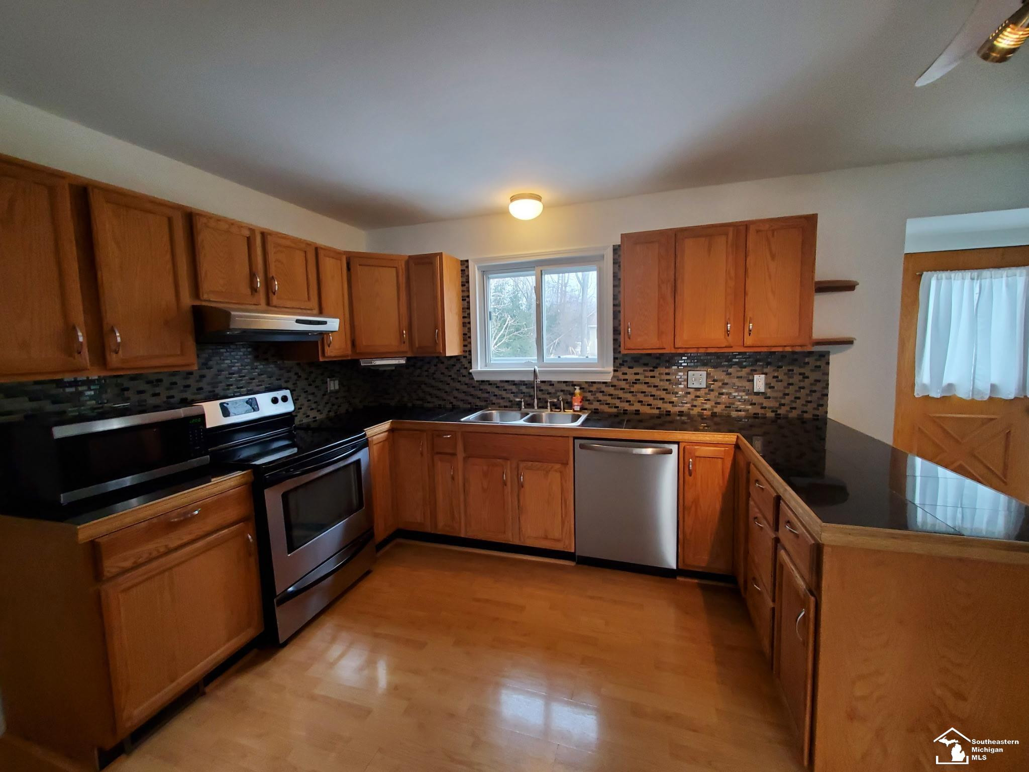 33790 Steadman Road, New Boston, MI 48164 — Photo 17