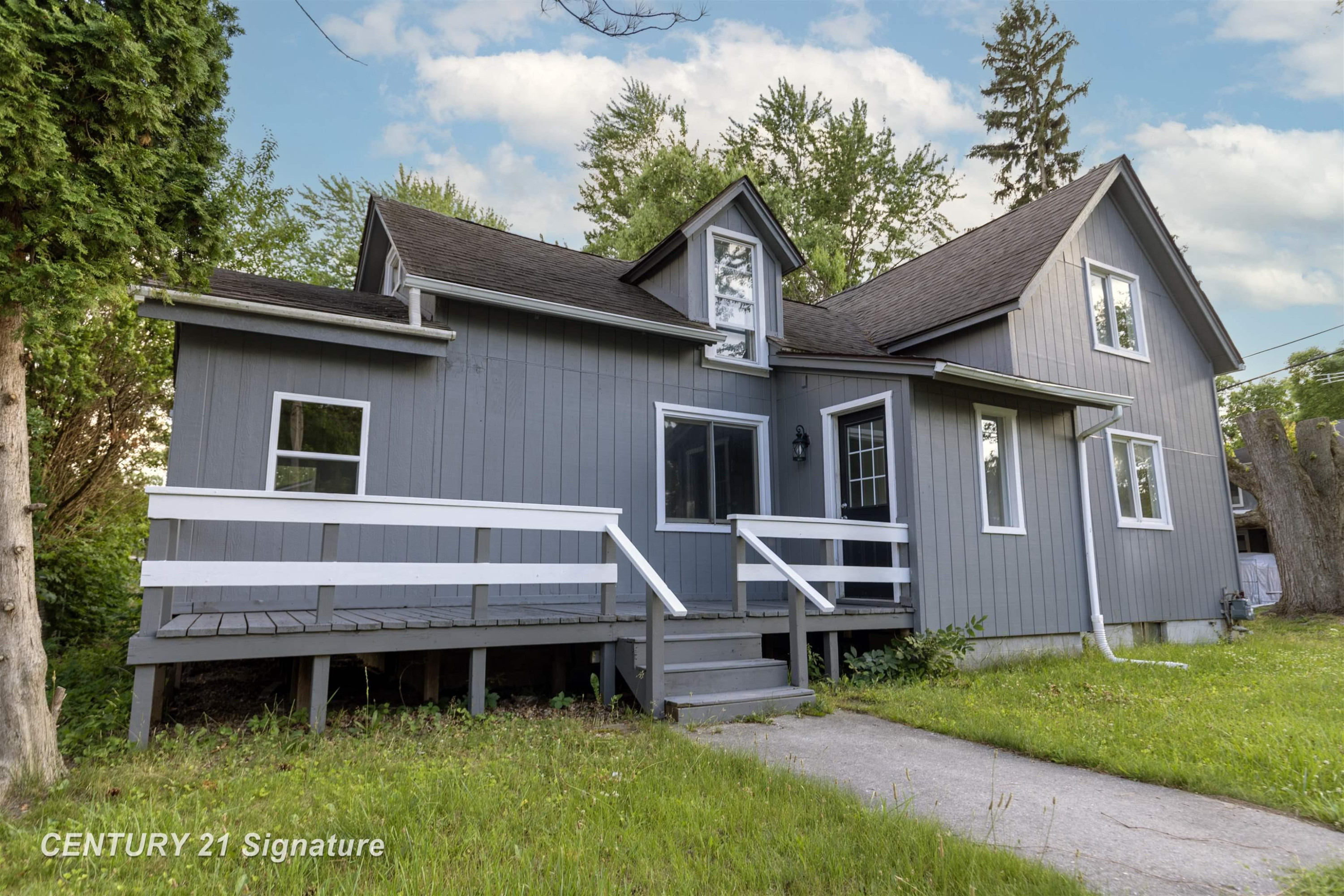 611 W 2nd Street, Pinconning, MI 48650 — Photo 2