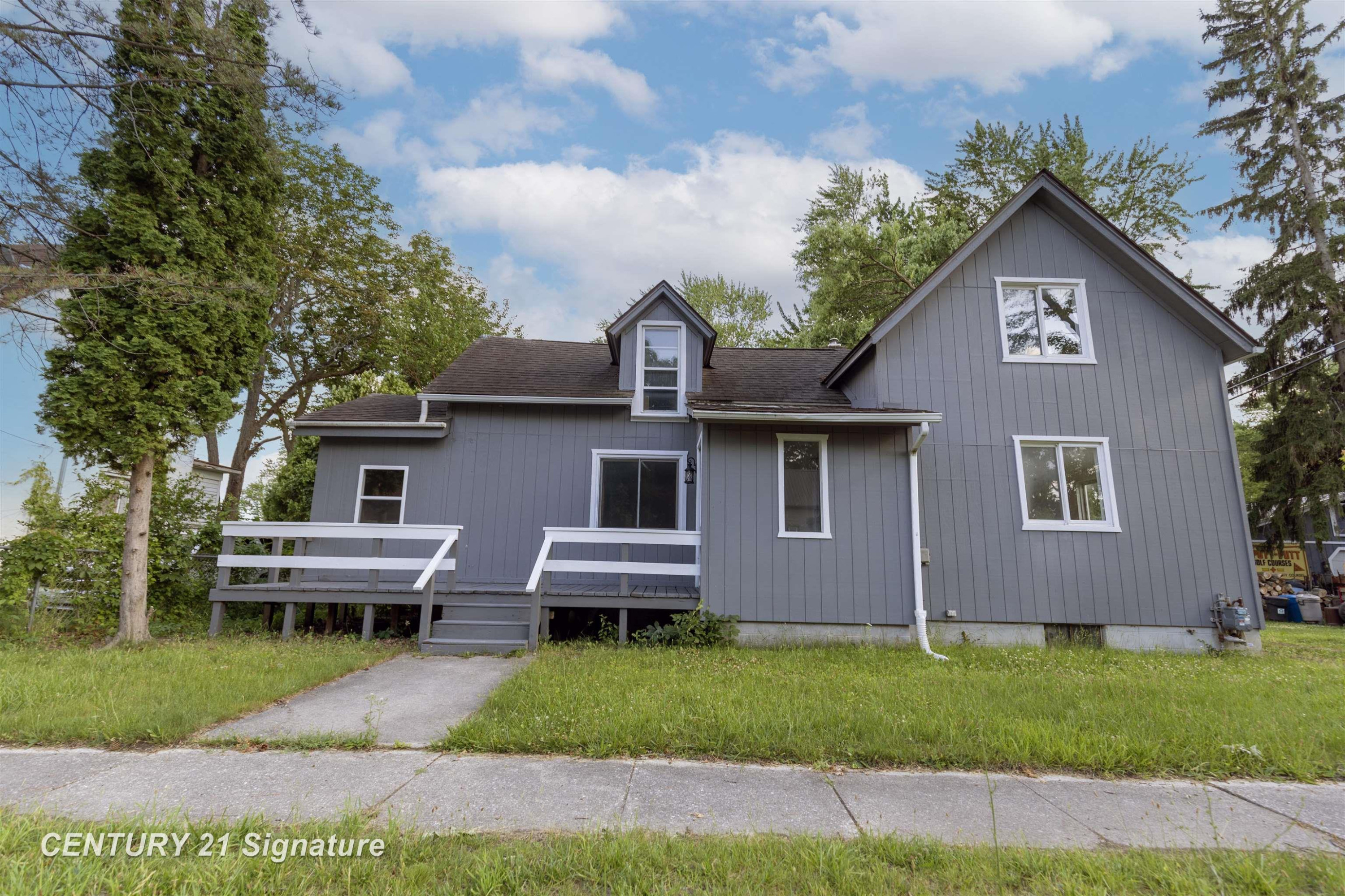 611 W 2nd Street, Pinconning, MI 48650 — Photo 3