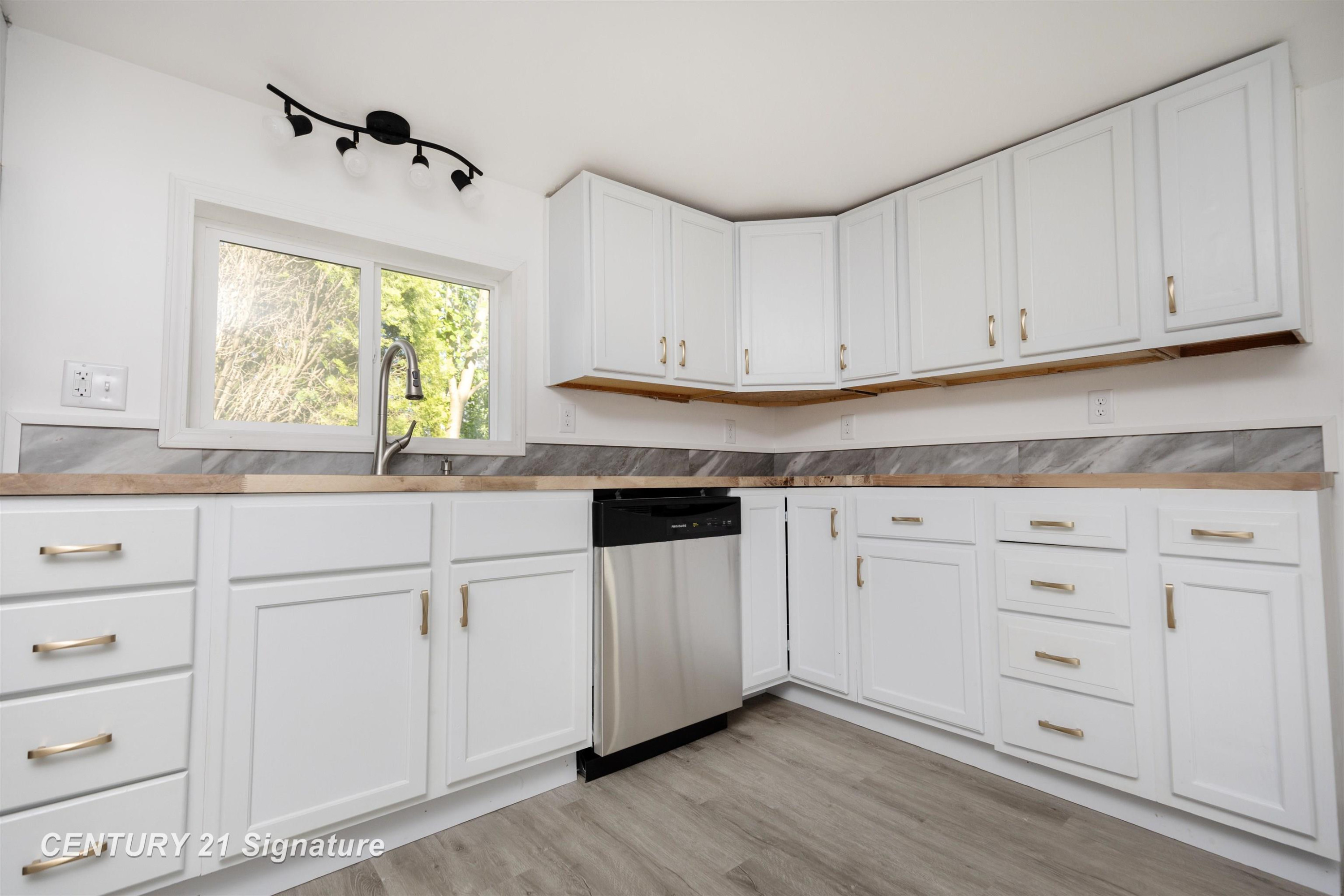 611 W 2nd Street, Pinconning, MI 48650 — Photo 14