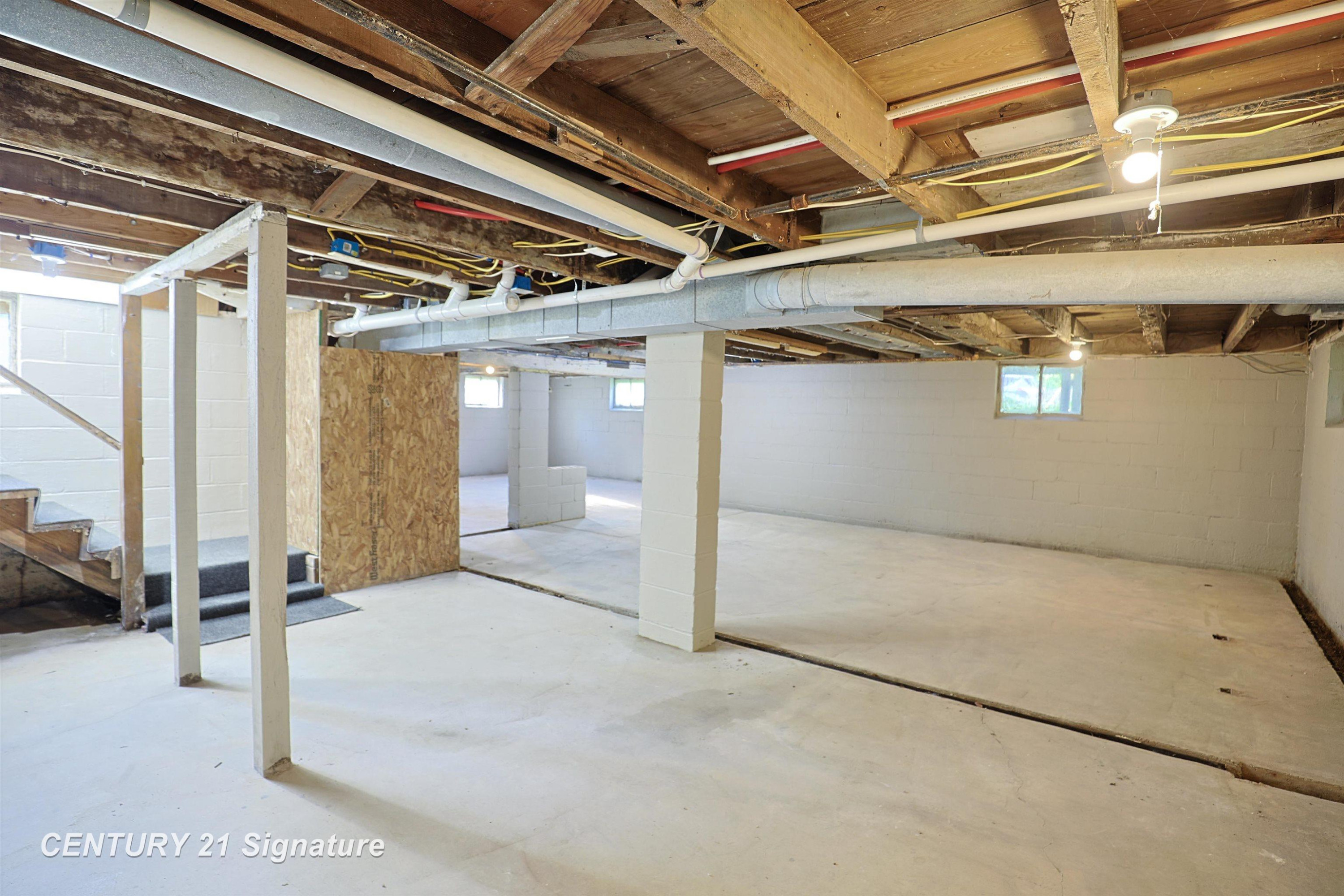 611 W 2nd Street, Pinconning, MI 48650 — Photo 35