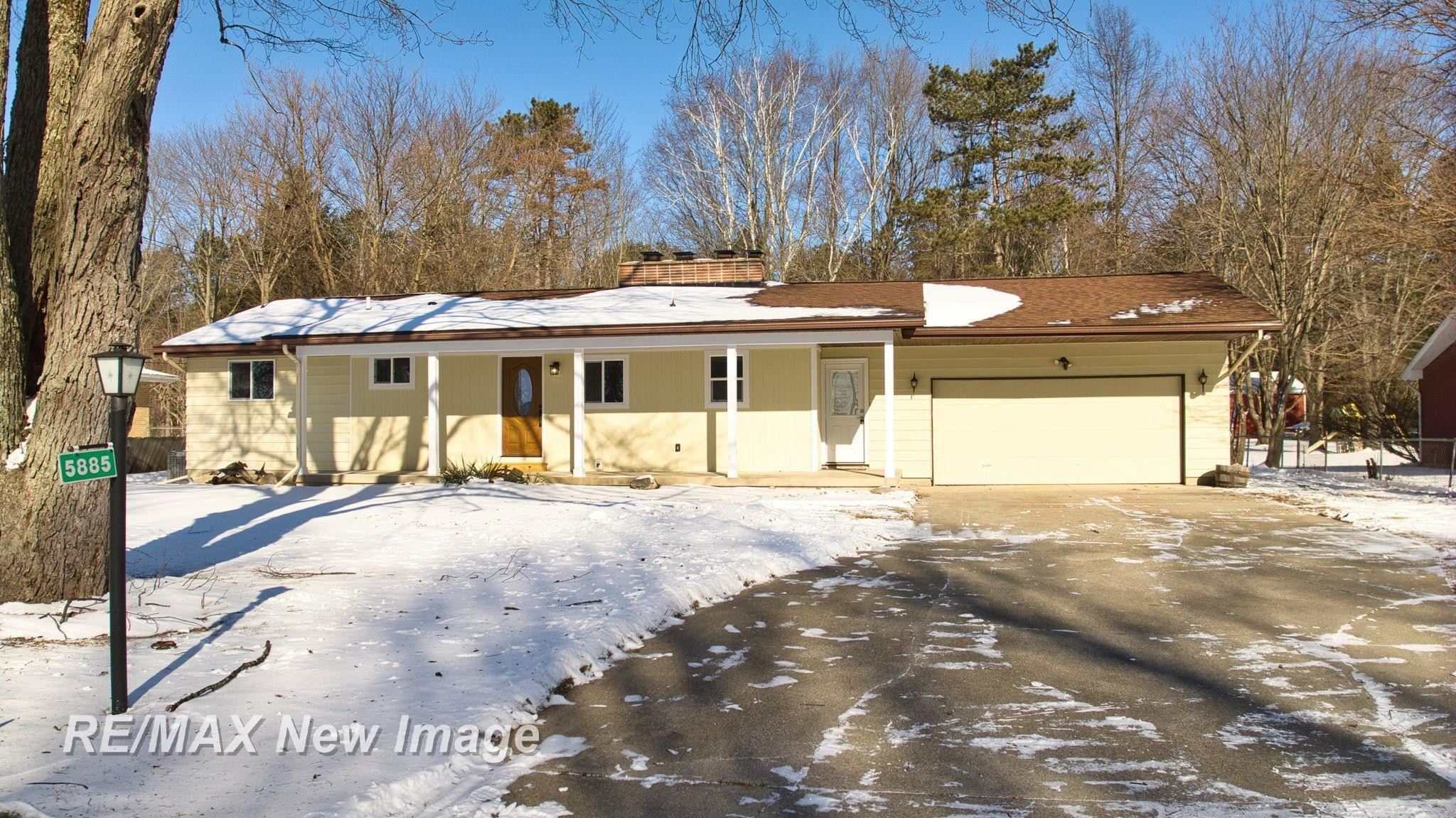 5885 McGrandy Road, Bridgeport, MI 48722 — front exterior