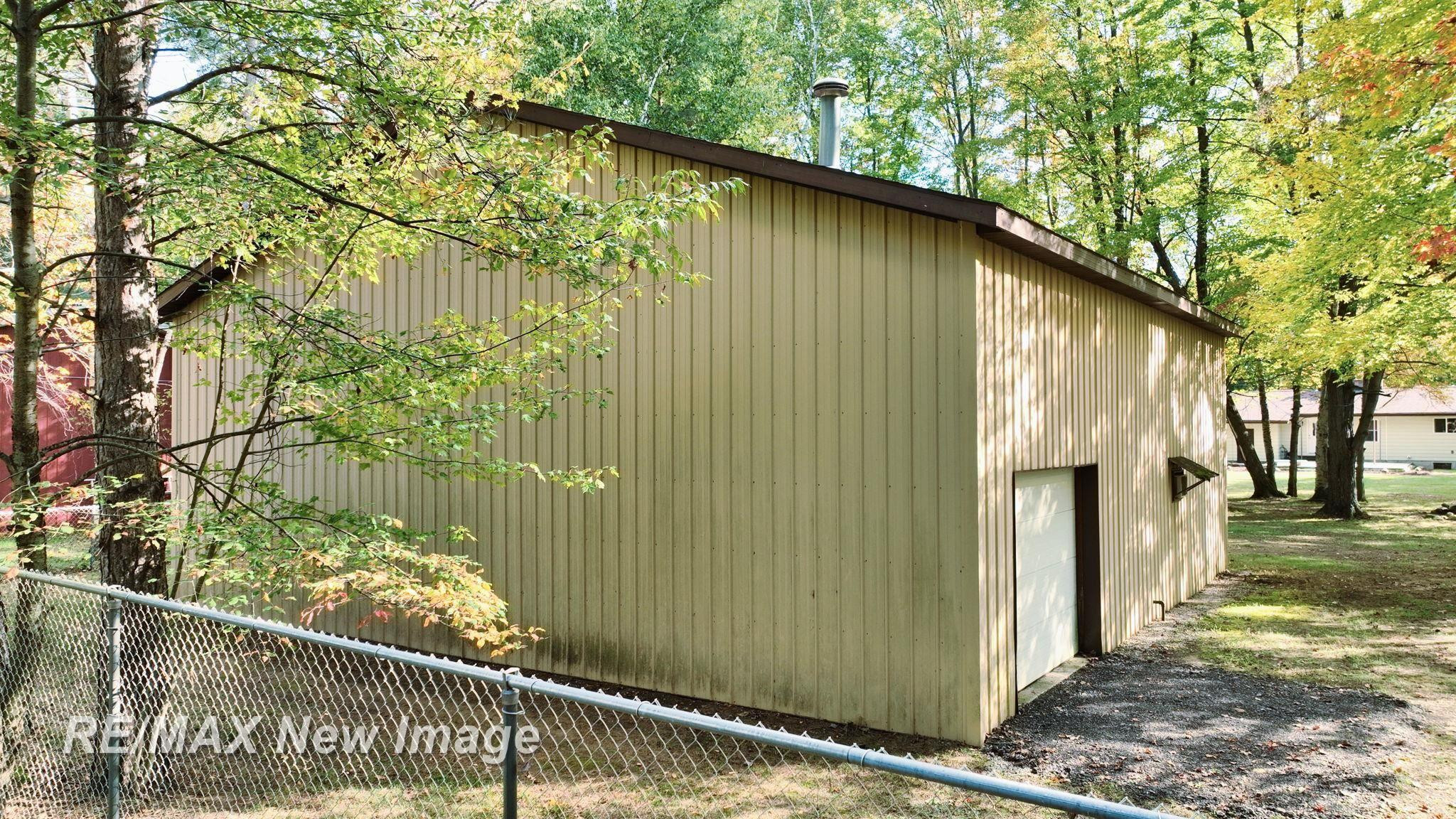 5885 McGrandy Road, Bridgeport, MI 48722 — Photo 62