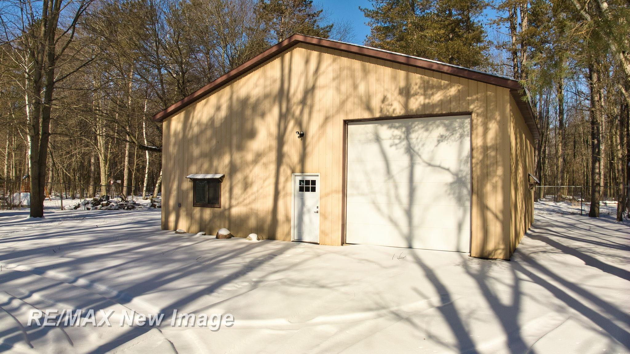 5885 McGrandy Road, Bridgeport, MI 48722 — Photo 77