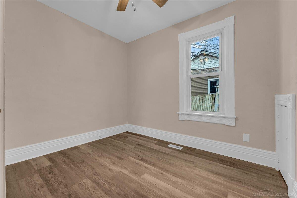 409 N Fifth Street, MI 48079 — Photo 13