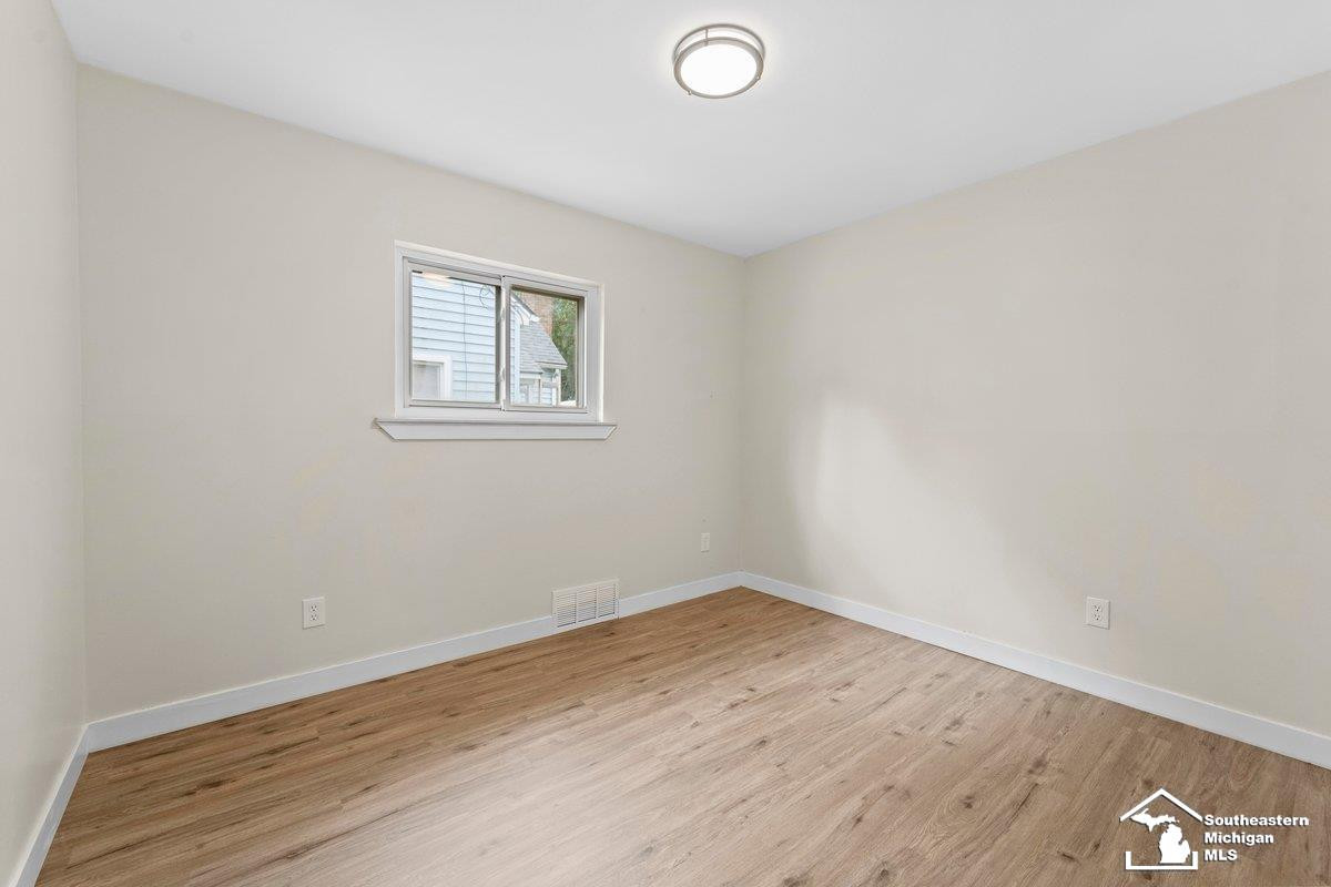 5888 Kolb Avenue, Allen Park, MI 48101 — Photo 11