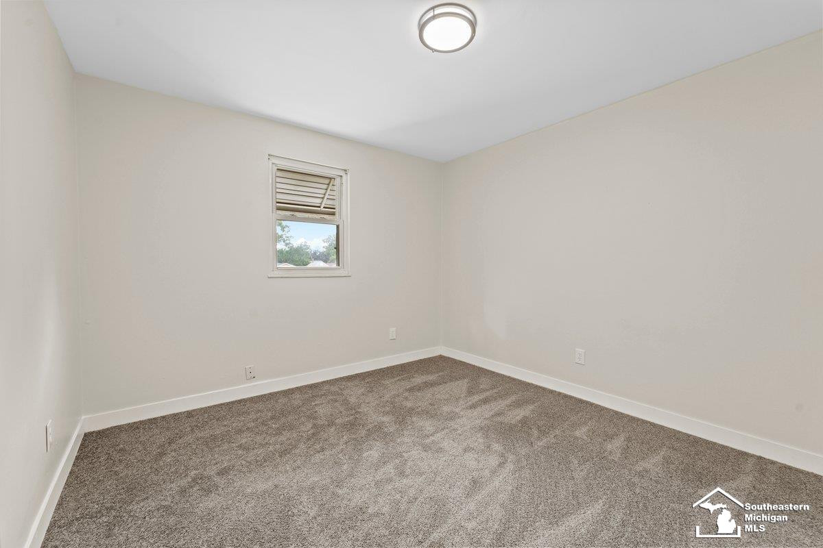 5888 Kolb Avenue, Allen Park, MI 48101 — Photo 22