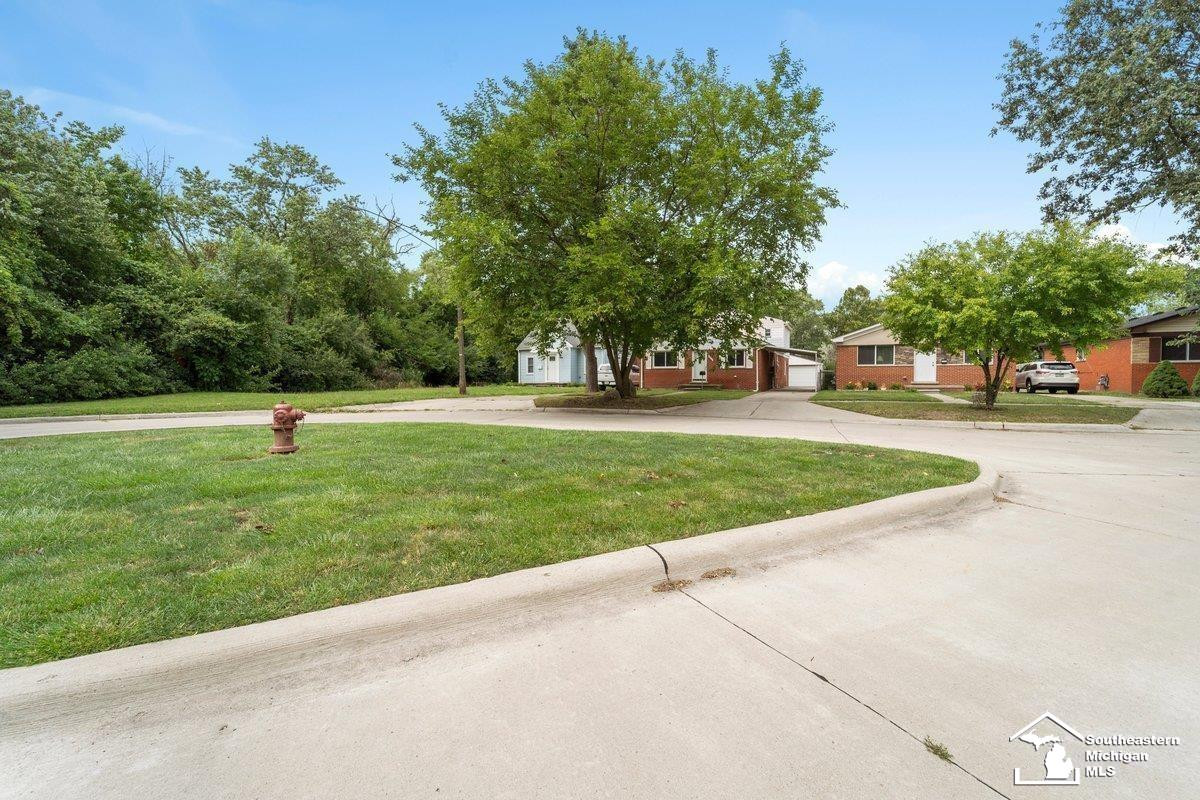 5888 Kolb Avenue, Allen Park, MI 48101 — Photo 29