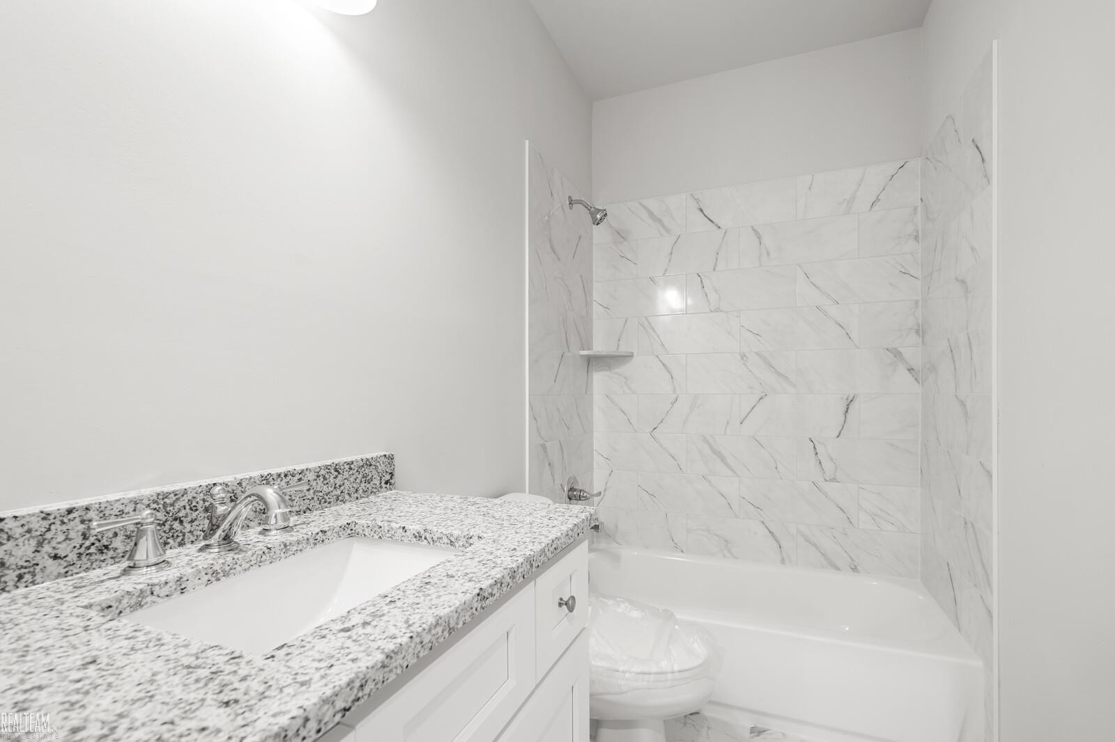 48832 Birmingham Drive, Chesterfield, MI 48047 — Photo 7