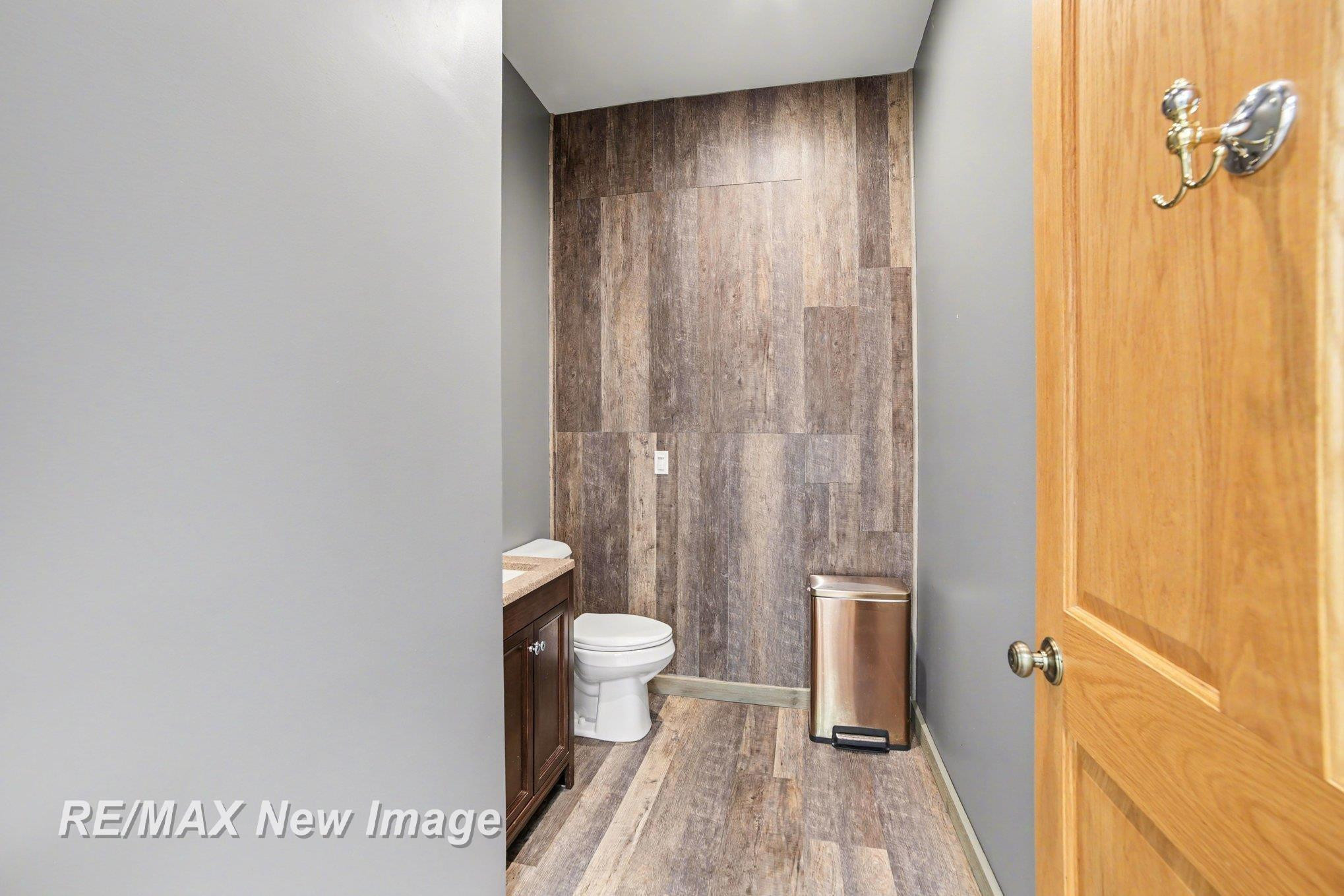 49 E ISABELLA Road, Midland, MI 48640 — Photo 12