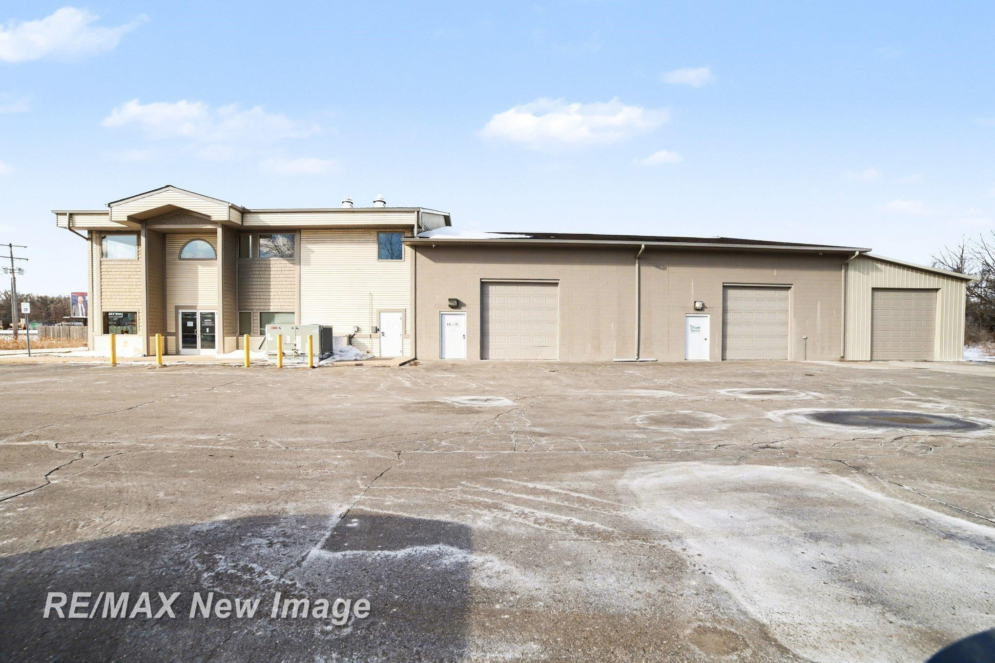 49 E ISABELLA Road, Midland, MI 48640 — Photo 25
