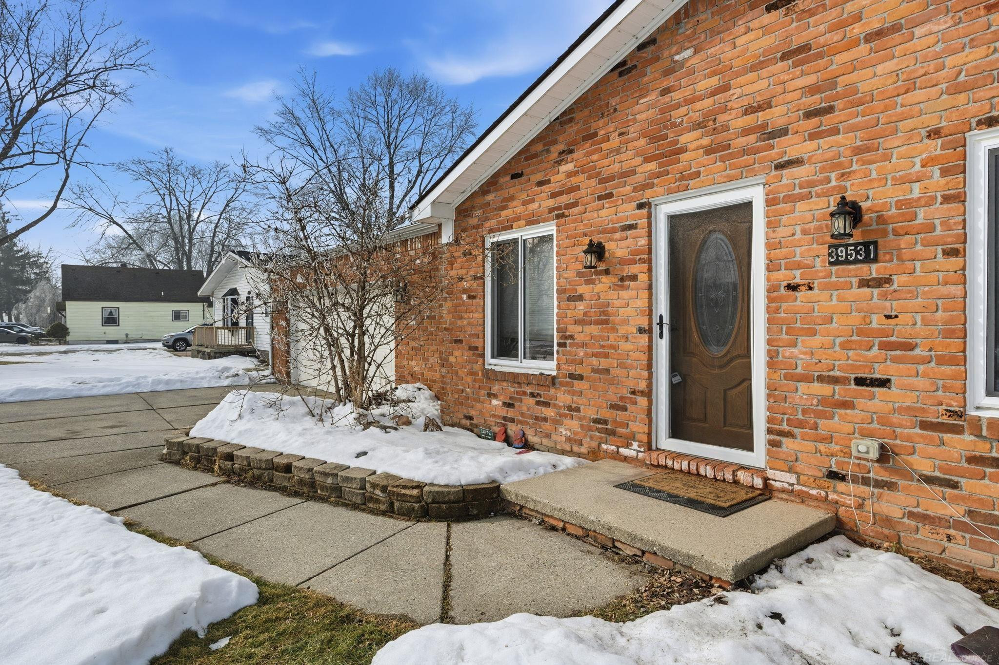 39531 Willmarth Street, MI — Photo 4