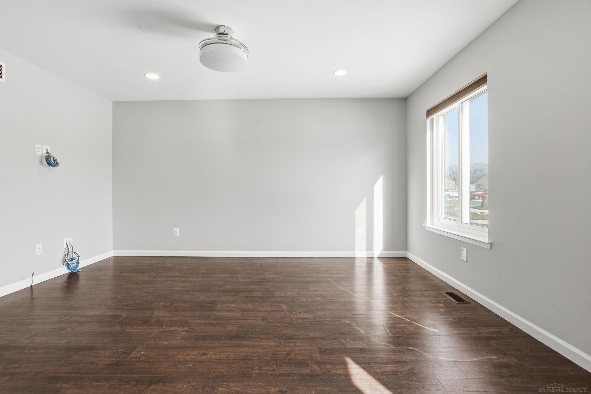 39531 Willmarth Street, MI — Photo 8