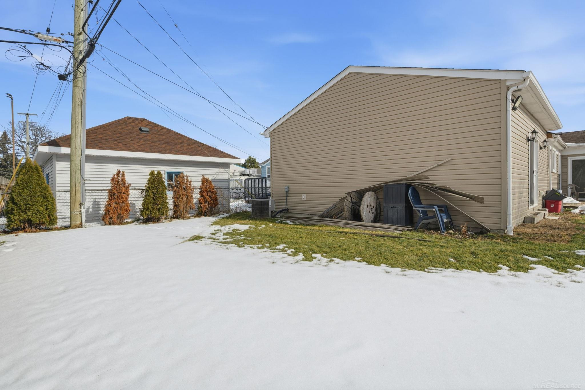 39531 Willmarth Street, MI — Photo 26