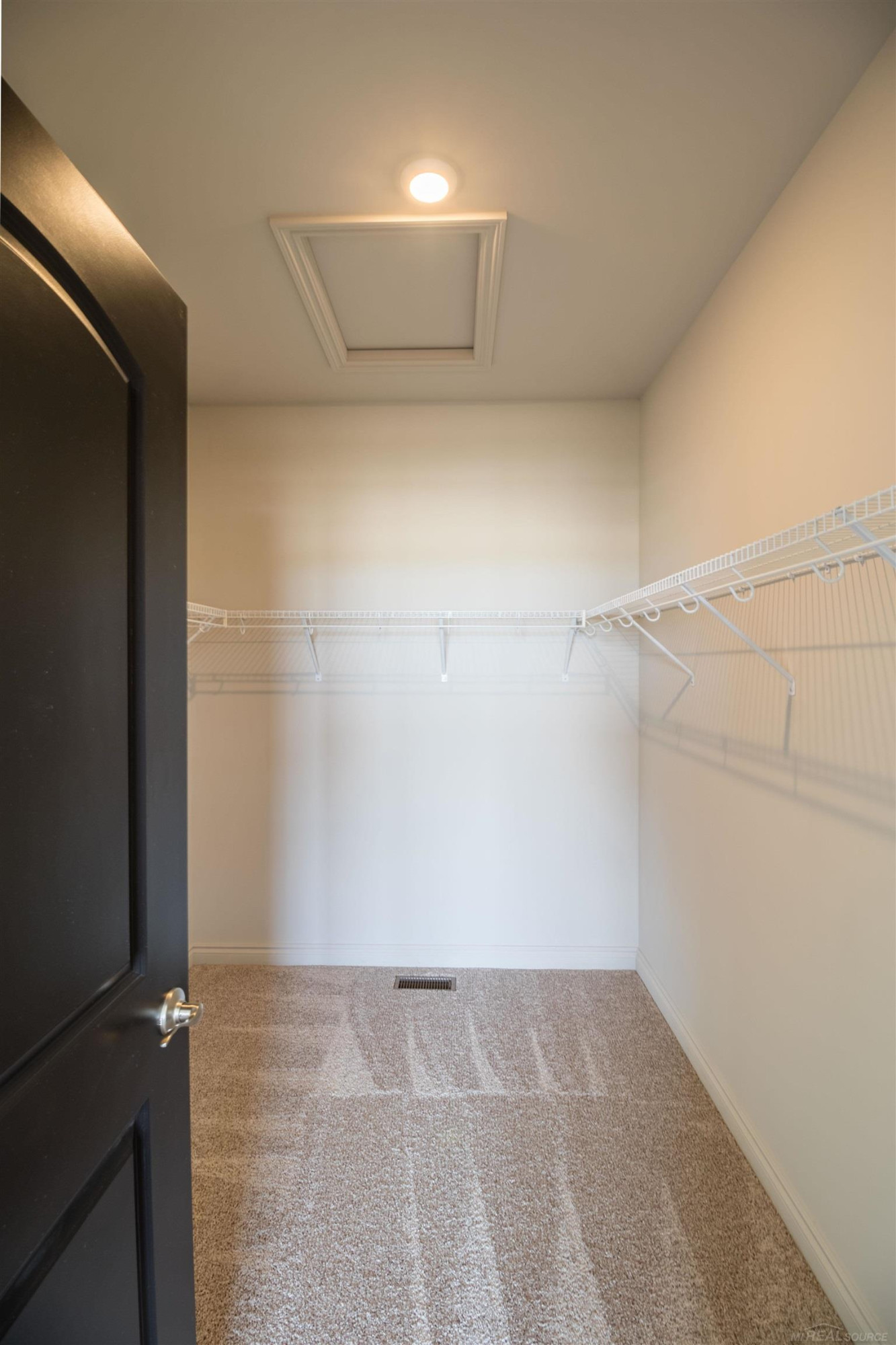 7496 Brunswick Drive, 49, MI 48095 — Photo 17