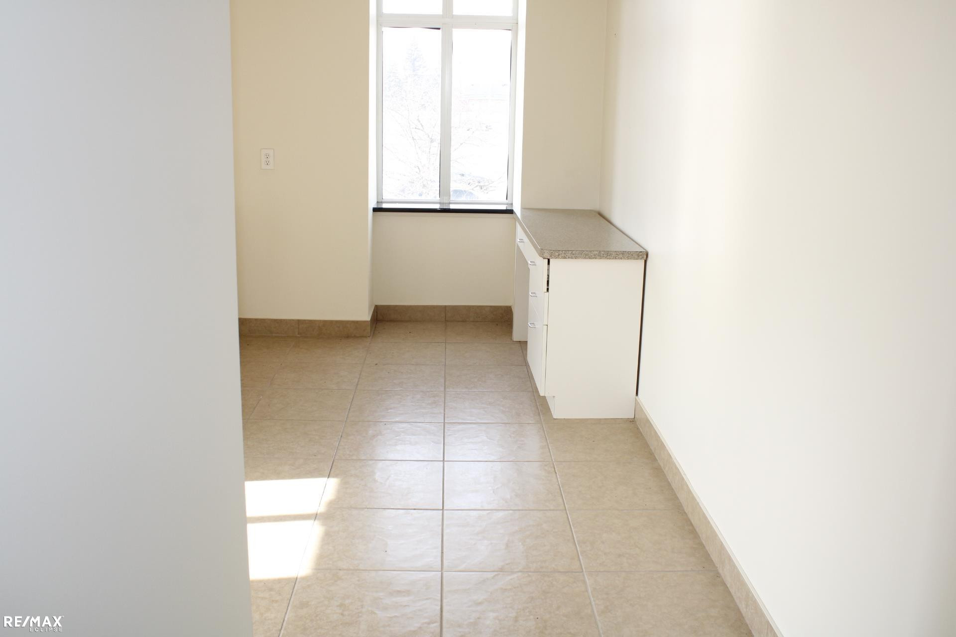 2891 E Maple Road, Unit 203, Troy, MI 48083 — Photo 25