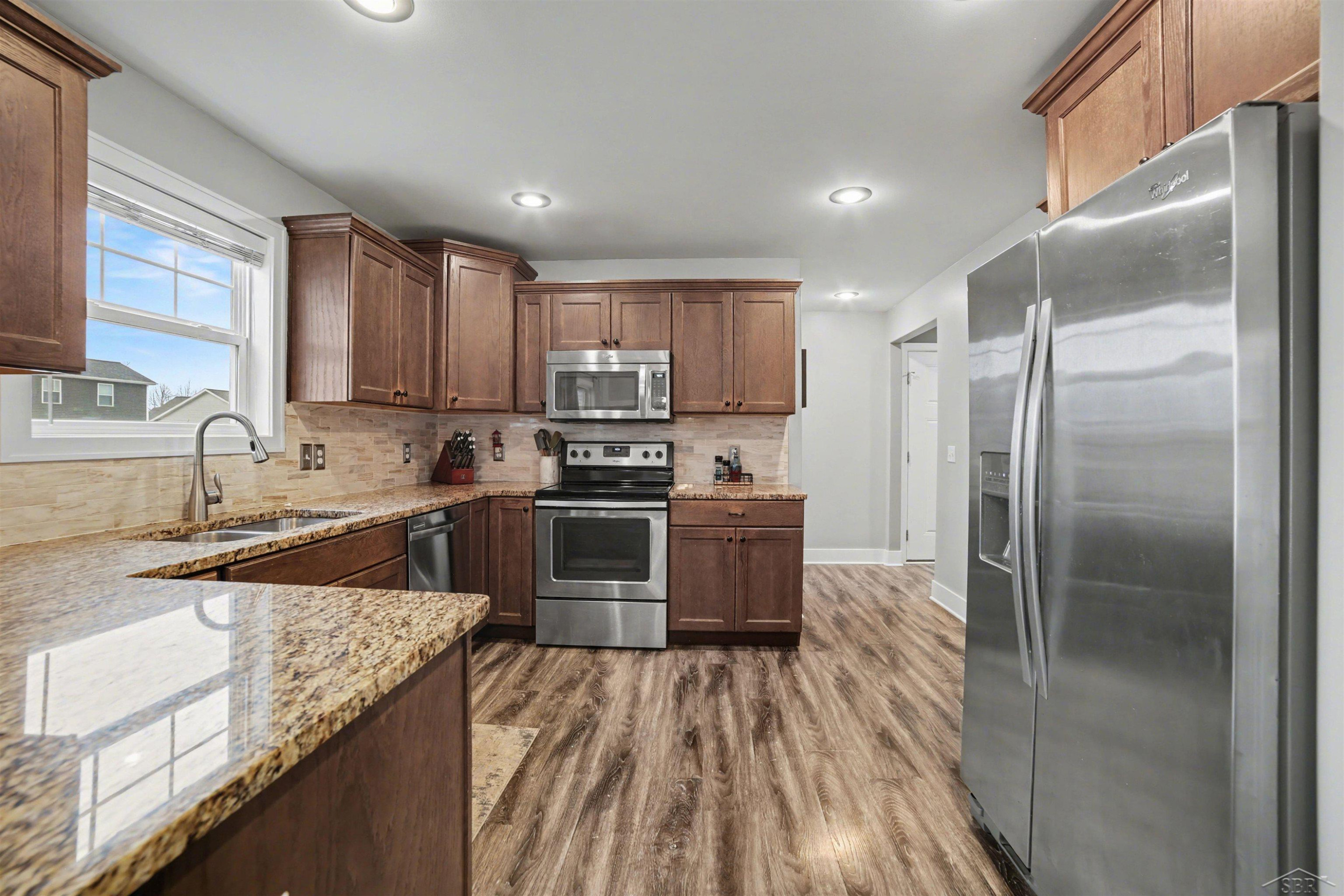 8643 Ashland Place, Freeland, MI 48623 — Photo 12