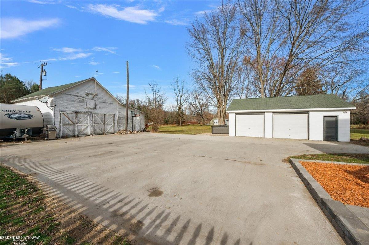 8846 Stone Road, MI 48001 — Photo 32