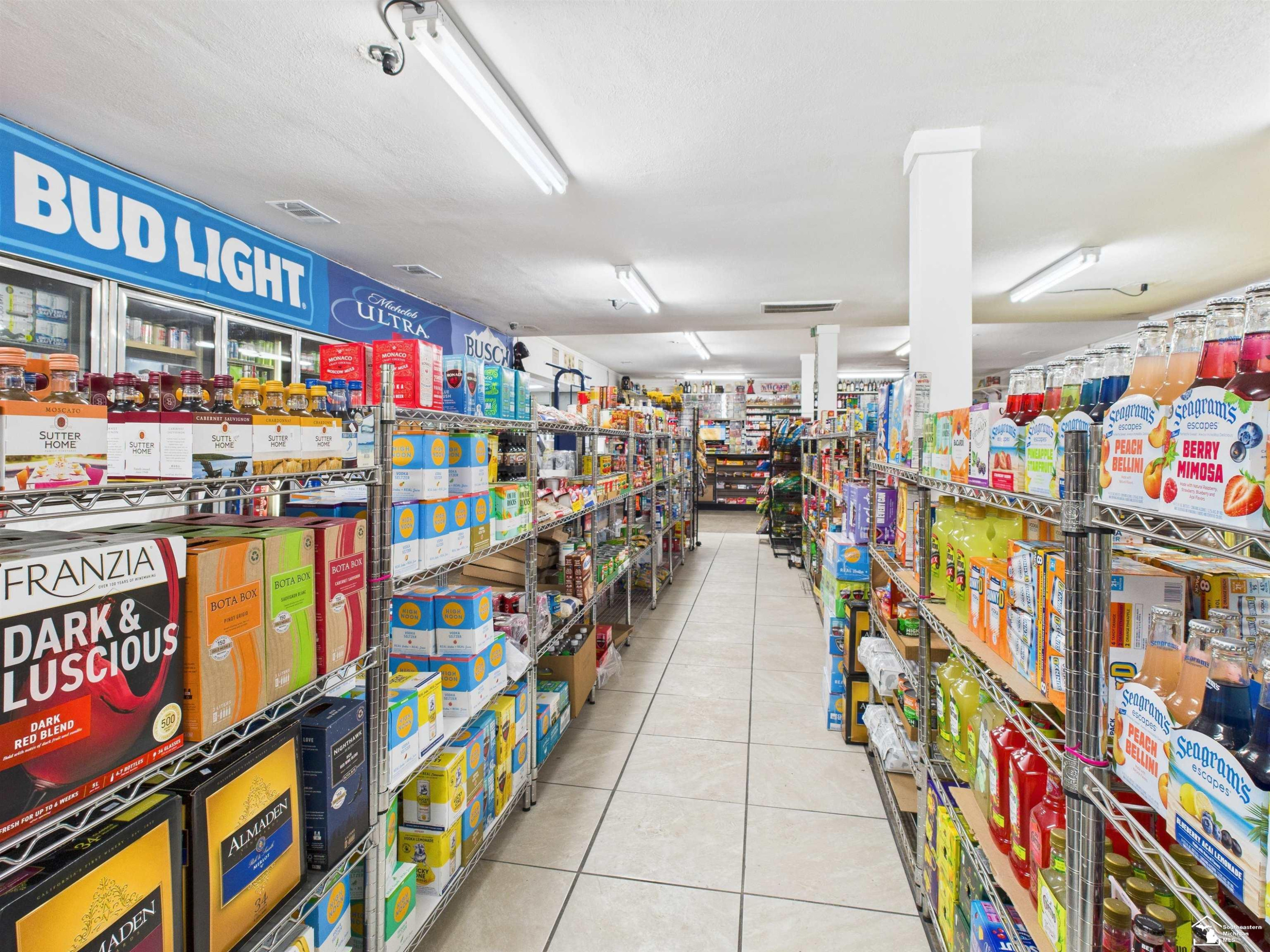 12240 S Dixie Highway, La Salle, MI — Photo 13