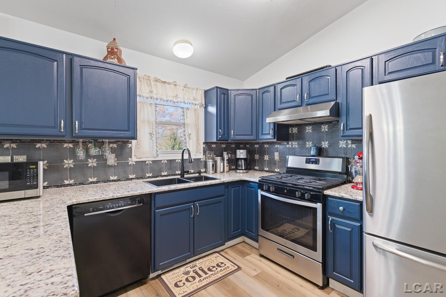 2082 Friar Tuck Circle, Adrian, MI 49221 — Photo 10