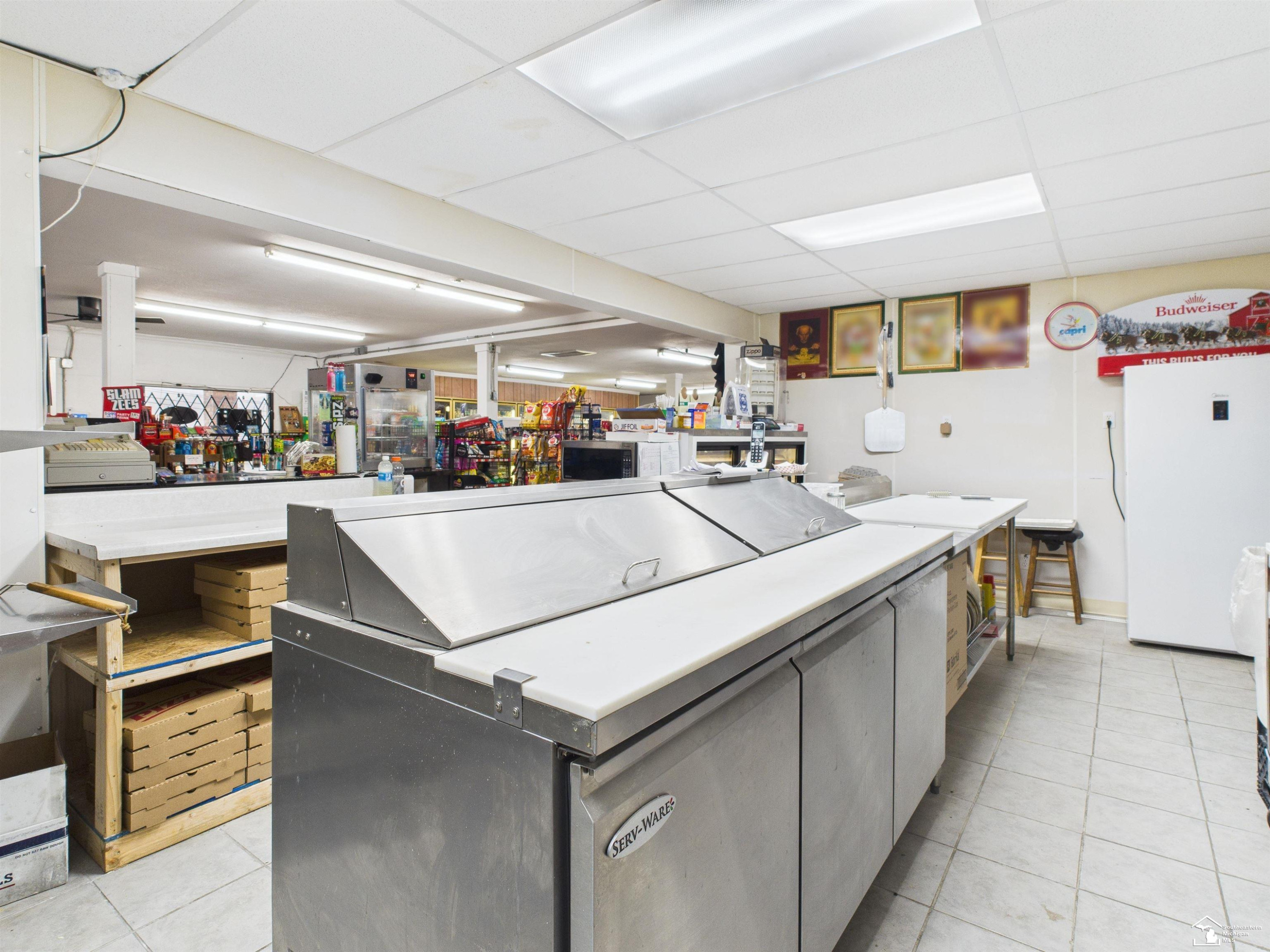 12240 S Dixie Highway, La Salle, MI — Photo 18