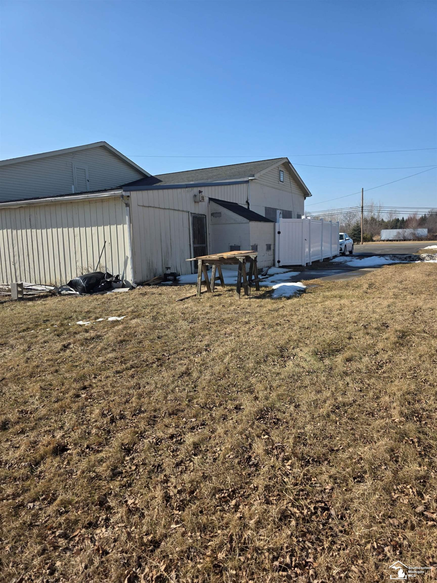 12240 S Dixie Highway, La Salle, MI — Photo 36