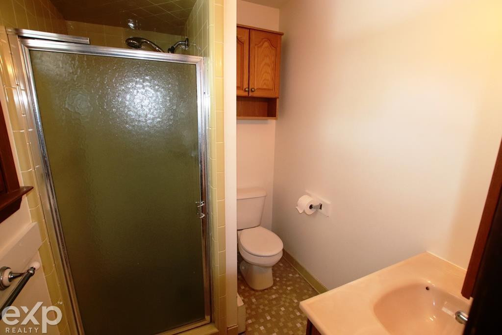 60 Riverside Drive, Mount Clemens, MI 48043 — Photo 12