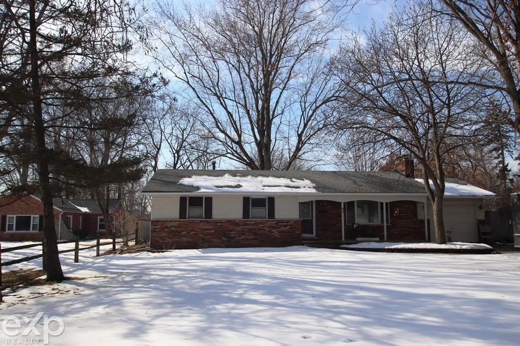 60 Riverside Drive, Mount Clemens, MI 48043 — Photo 21