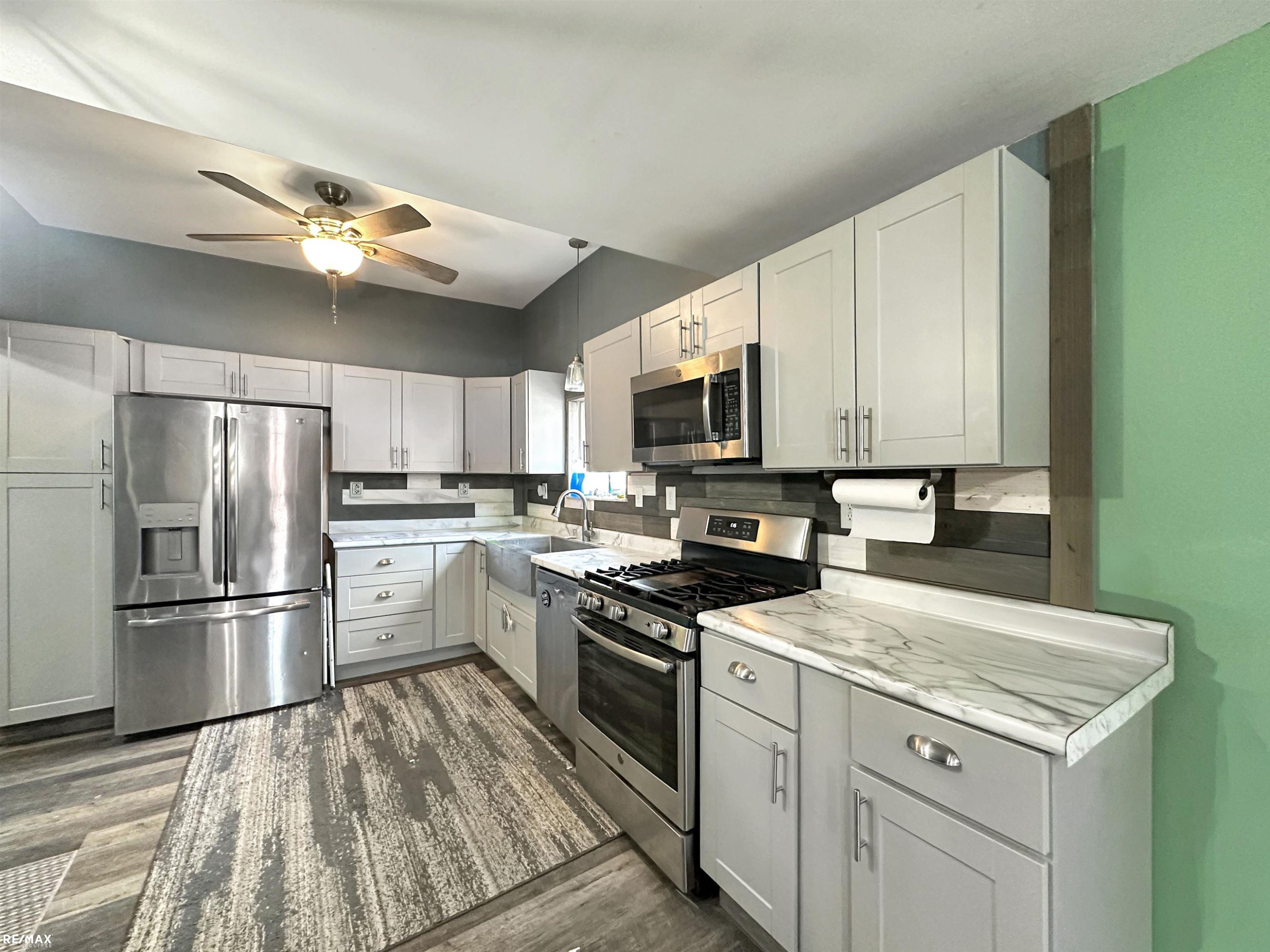 5833 Forest Avenue, Otter Lake, MI 48464 — Photo 18