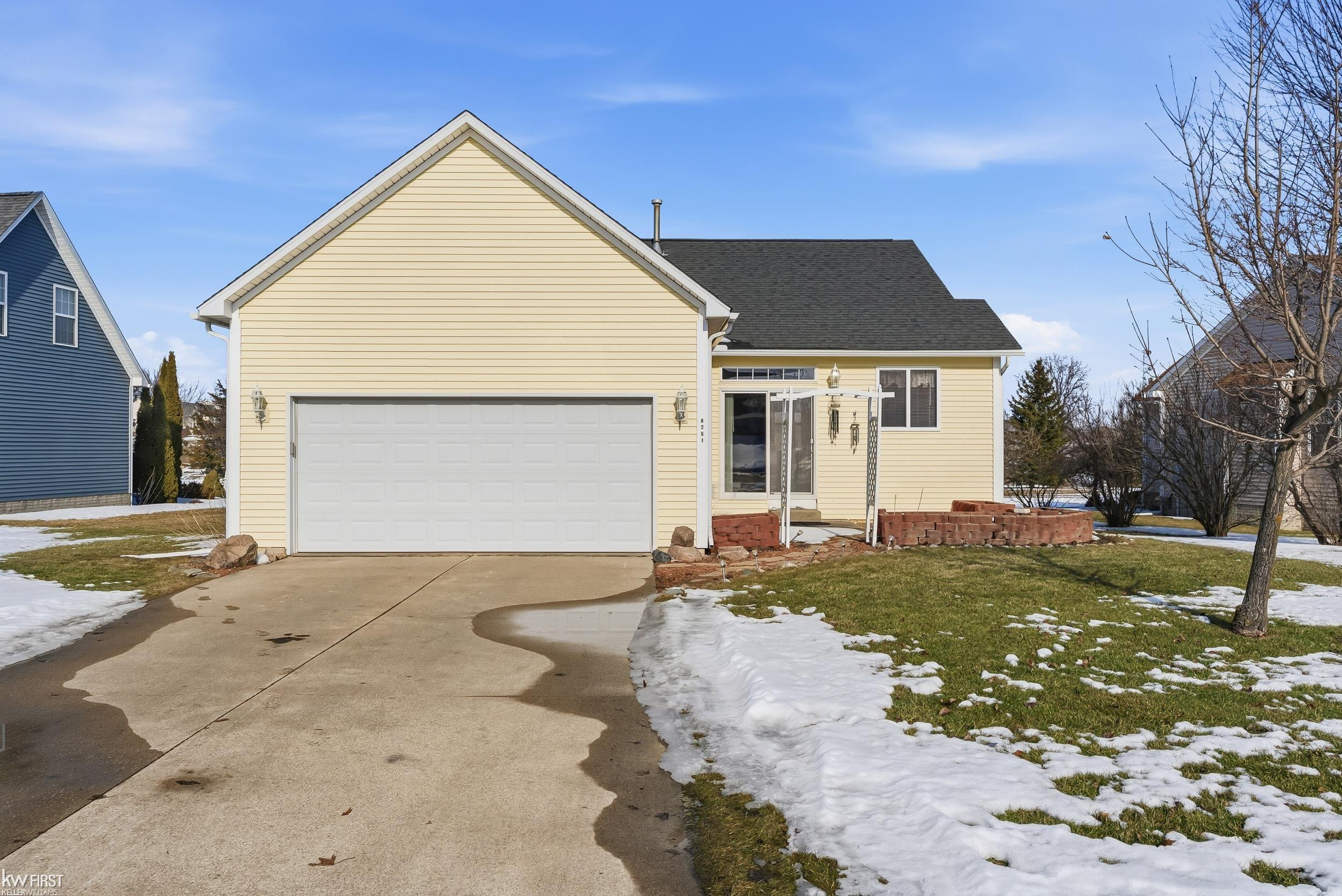 6251 Saint Charles Pass, Swartz Creek, MI 48473 — Photo 3