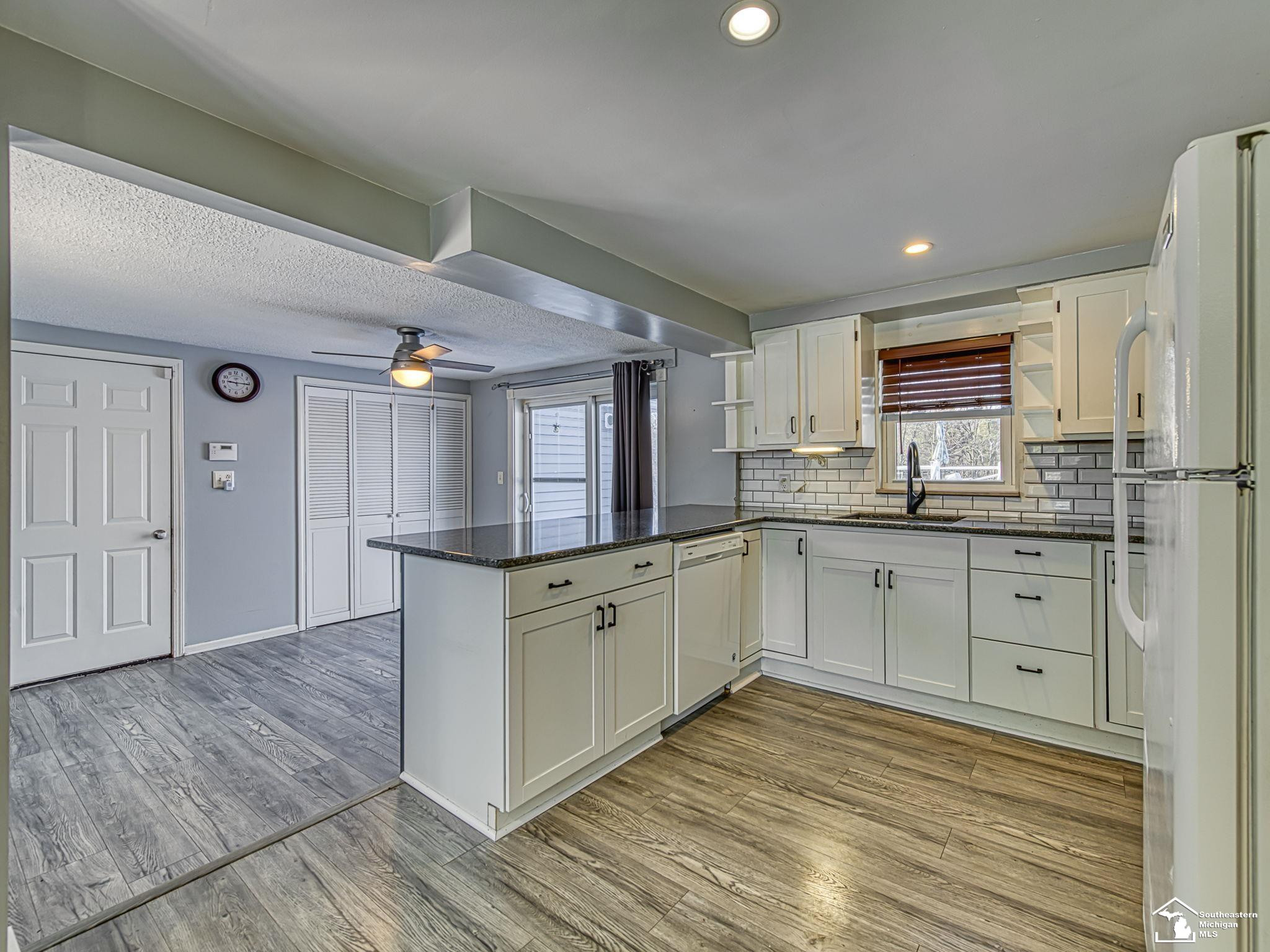 8485 S Stoney Creek Road, Carleton, MI 48117 — Photo 7