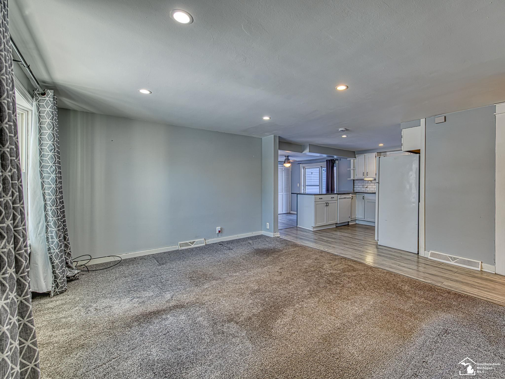 8485 S Stoney Creek Road, Carleton, MI 48117 — Photo 9