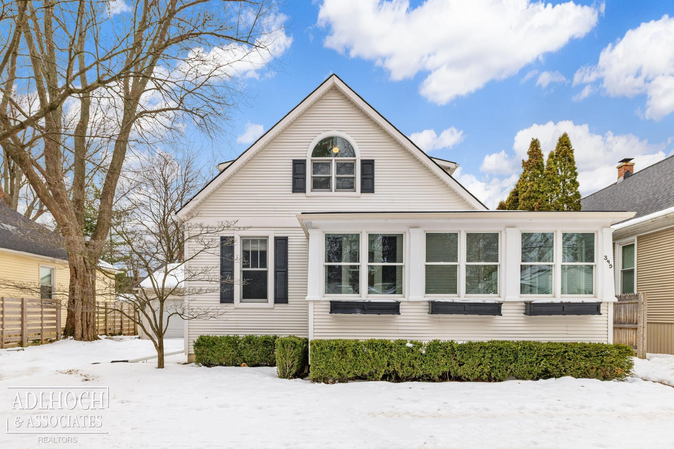 345 Roosevelt Place, Grosse Pointe, MI 48230 — Photo 2