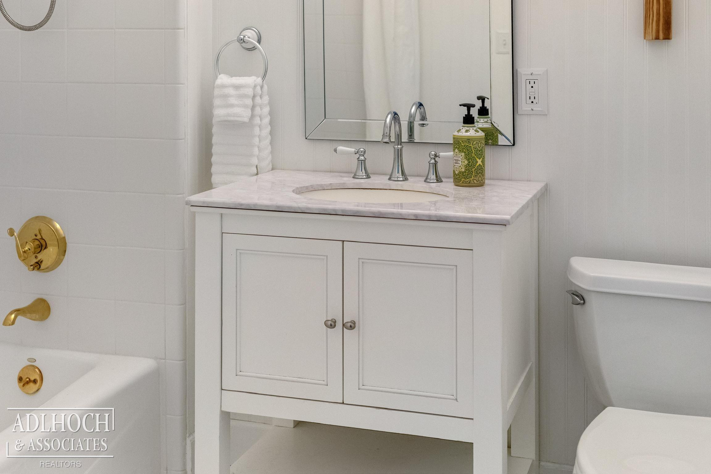 345 Roosevelt Place, Grosse Pointe, MI 48230 — Photo 20