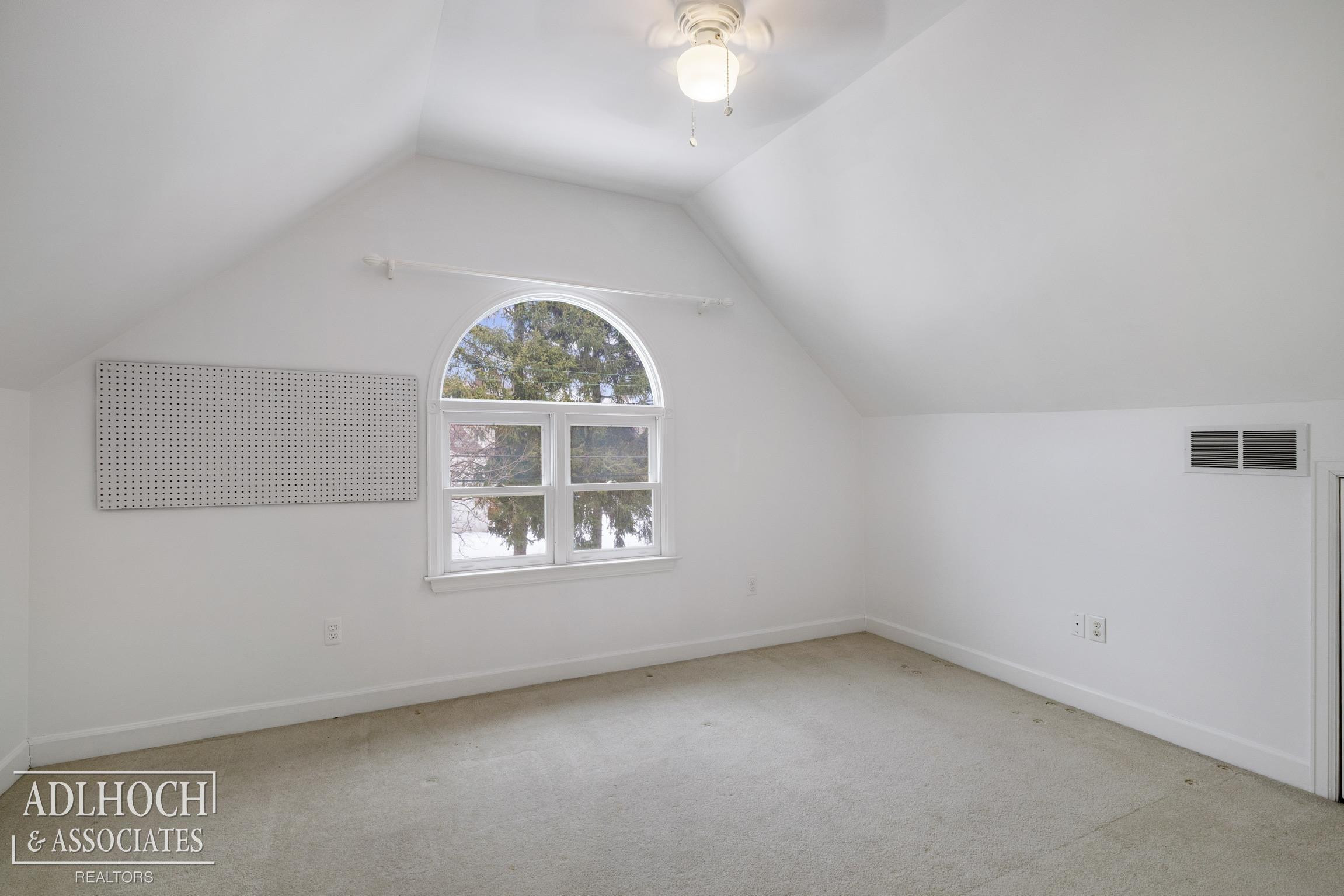 345 Roosevelt Place, Grosse Pointe, MI 48230 — Photo 25