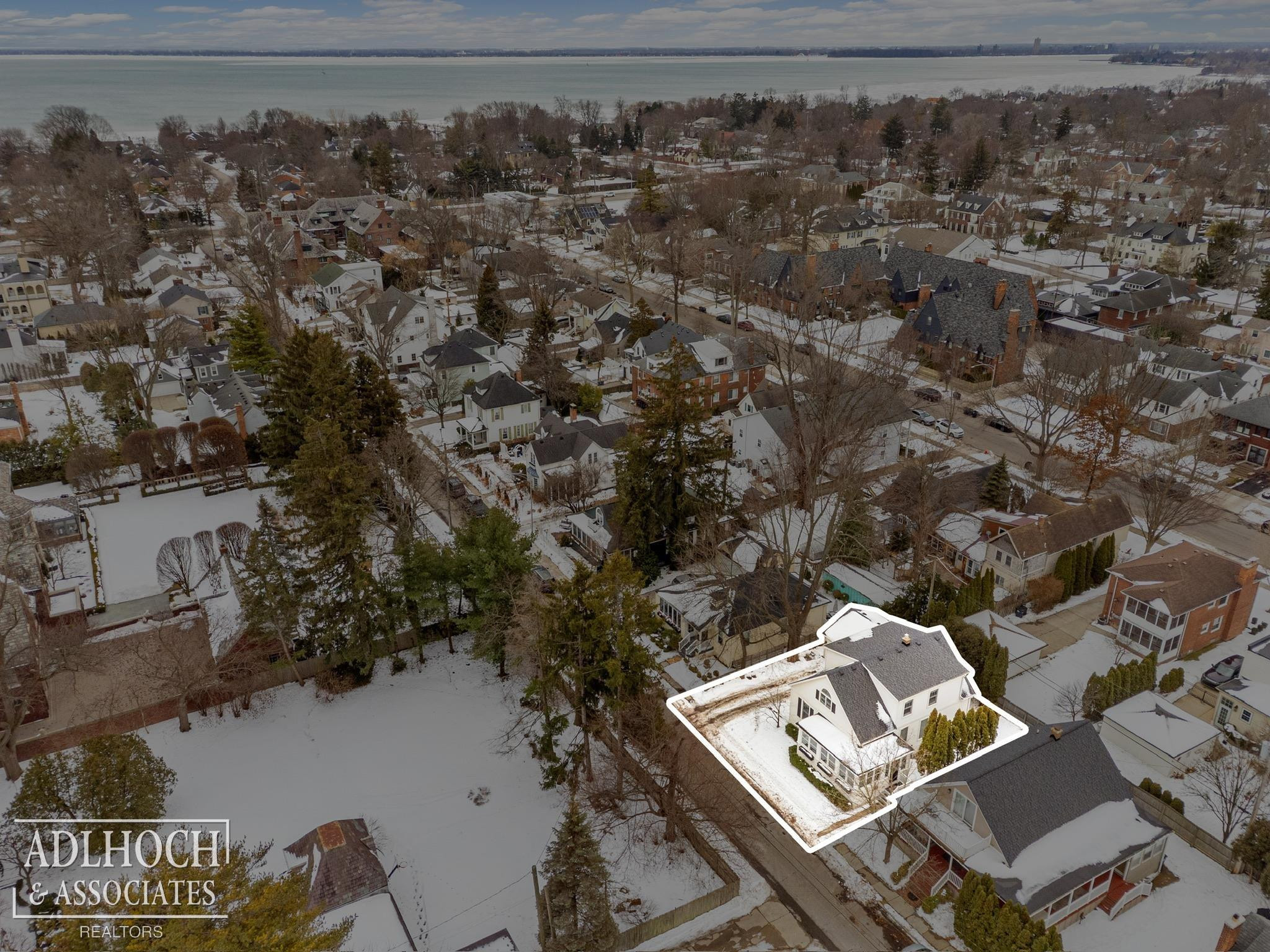 345 Roosevelt Place, Grosse Pointe, MI 48230 — Photo 45